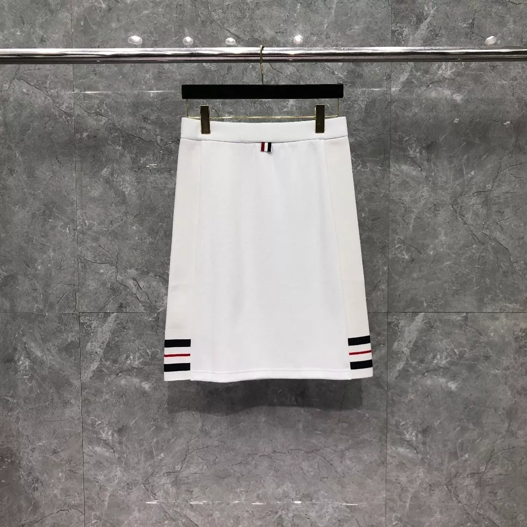 톰브라운 삼색 포인트 피케 코튼 미들 스커트 상세 이미지 6