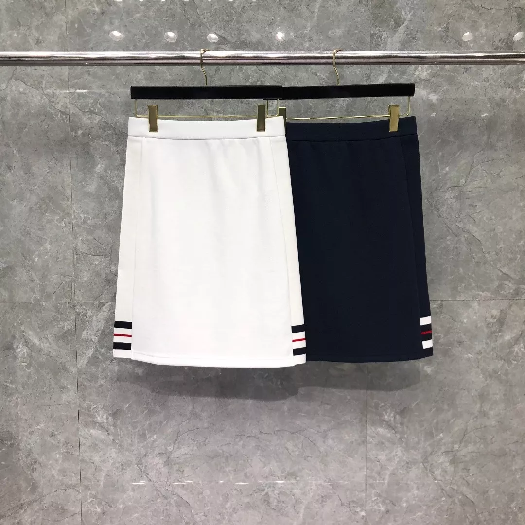 톰브라운 삼색 포인트 피케 코튼 미들 스커트 상세 이미지 1