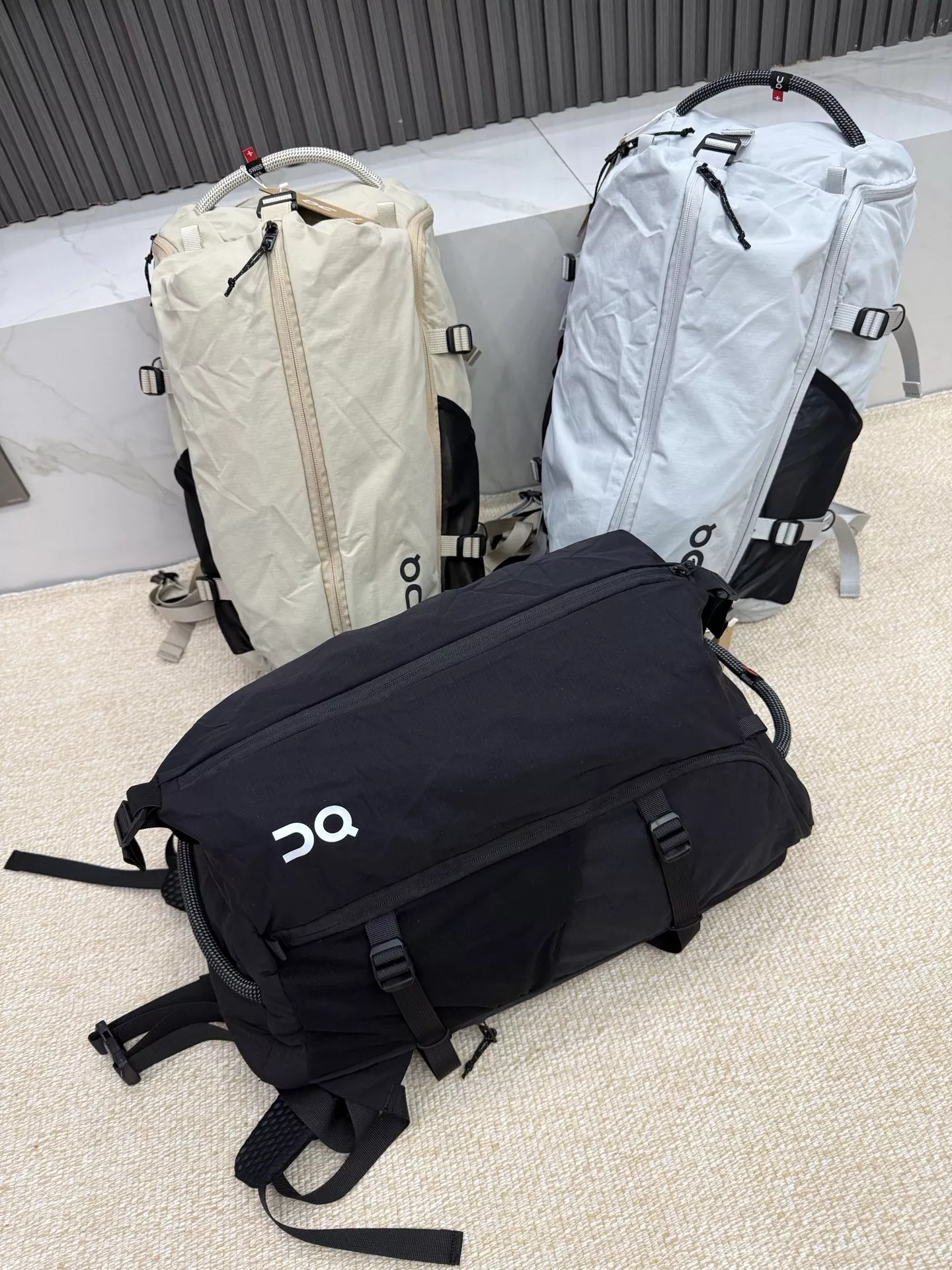 온러닝 스피드 팩 30L 라이트 방수 백팩 상세 이미지 5