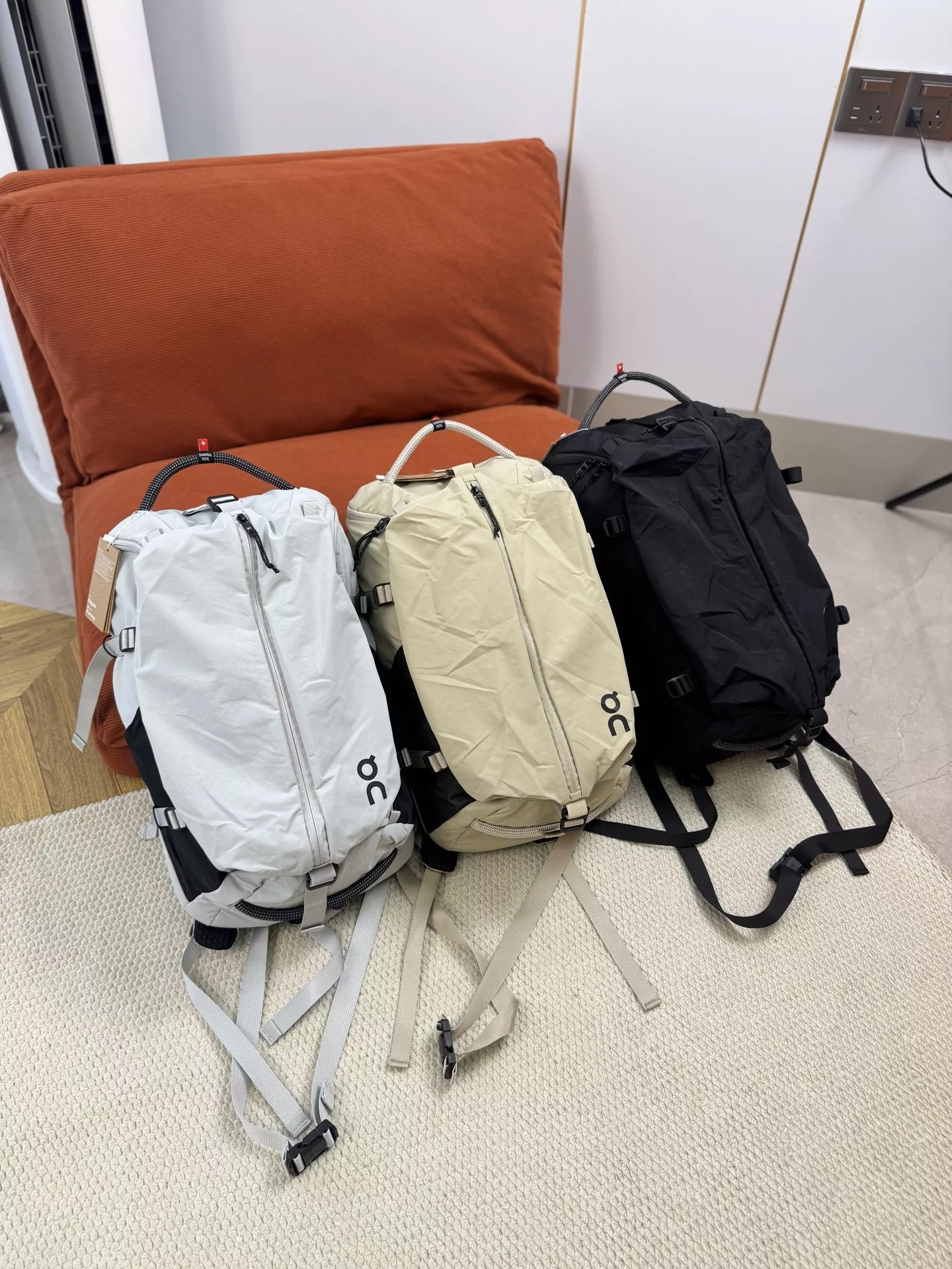 온러닝 스피드 팩 30L 경량 방수 백팩 상세 이미지 4