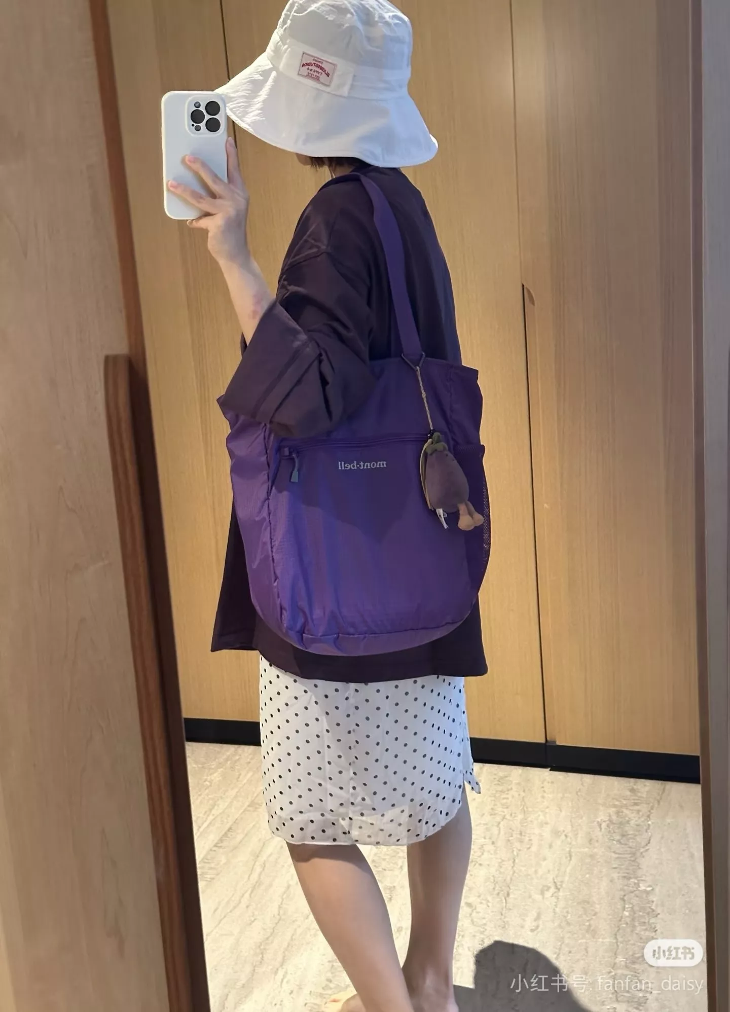 몽벨 접이식 경량 방수 코팅 나일론 토트백 상세 이미지 97