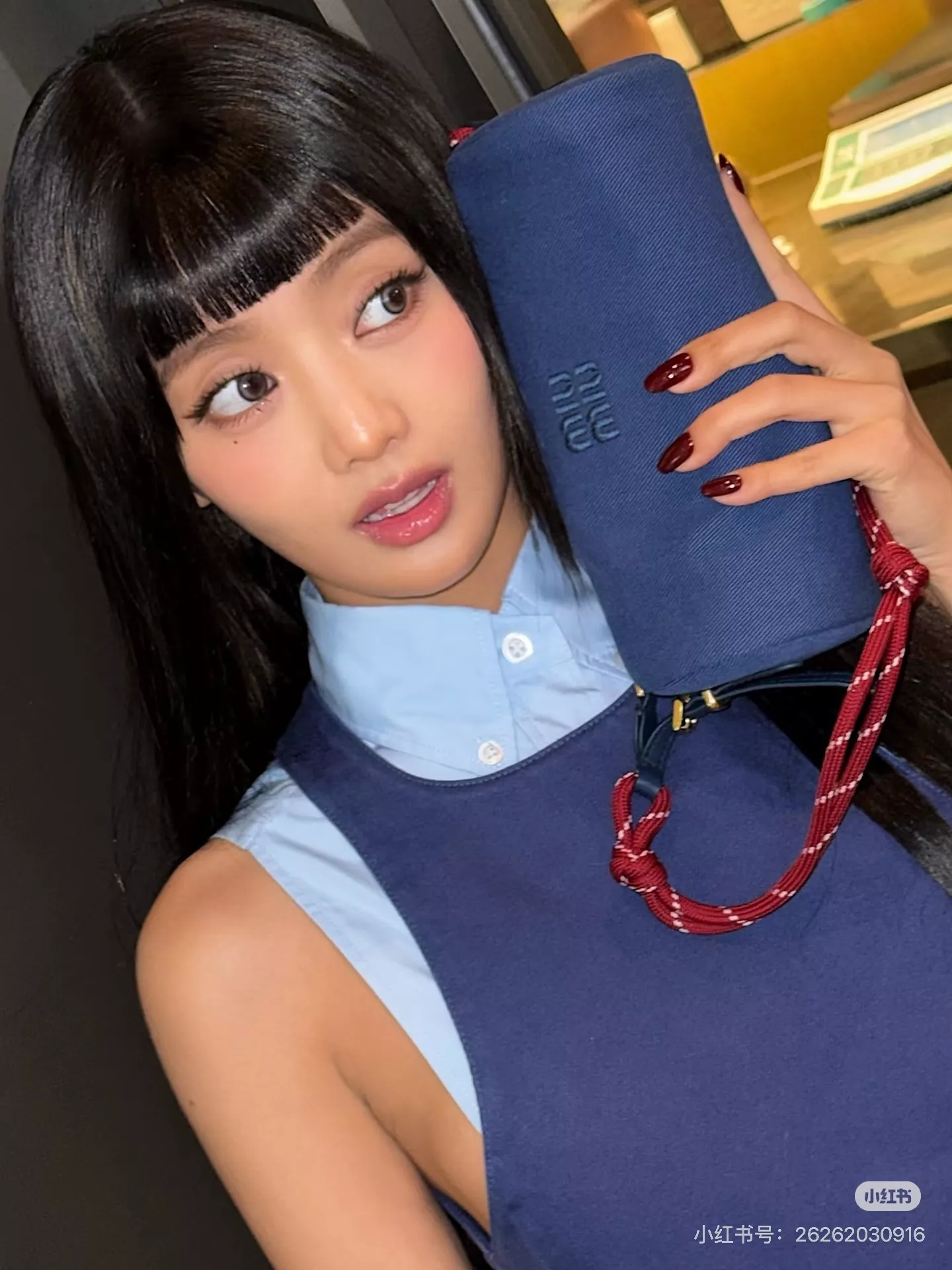 미우미우 캔버스 레더 트리밍 원통 숄더 배럴백 상세 이미지 11