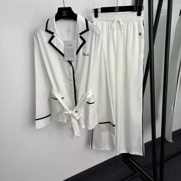 샤넬 배색 파이핑 카라 셔츠 와이드 팬츠 잠옷 세트