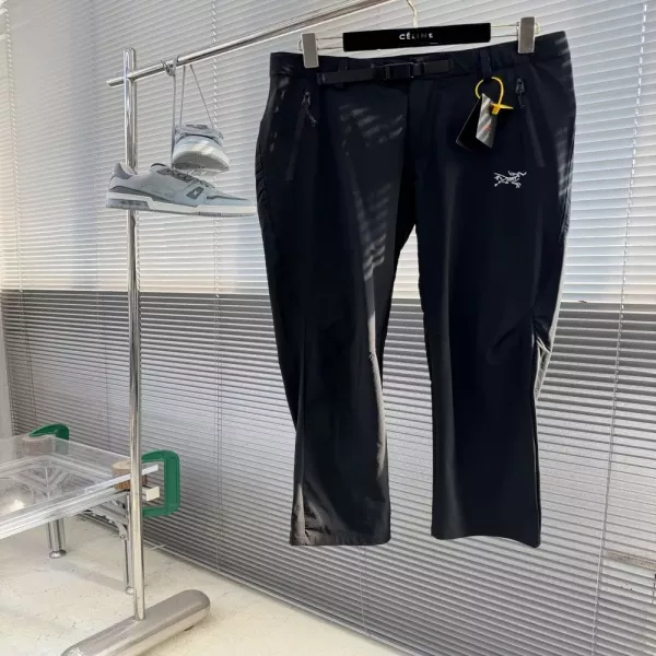 아크테릭스 아웃도어 스트레치 퀵드라이 스트레이트 팬츠