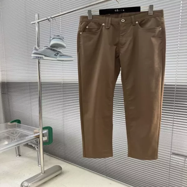 브리오니 가죽 라벨 코튼 혼방 슬림 테이퍼드 캐주얼 팬츠