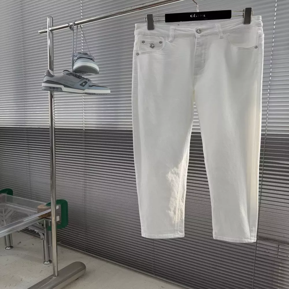 디올 퓨어 화이트 슬림 스트레이트 데님 팬츠