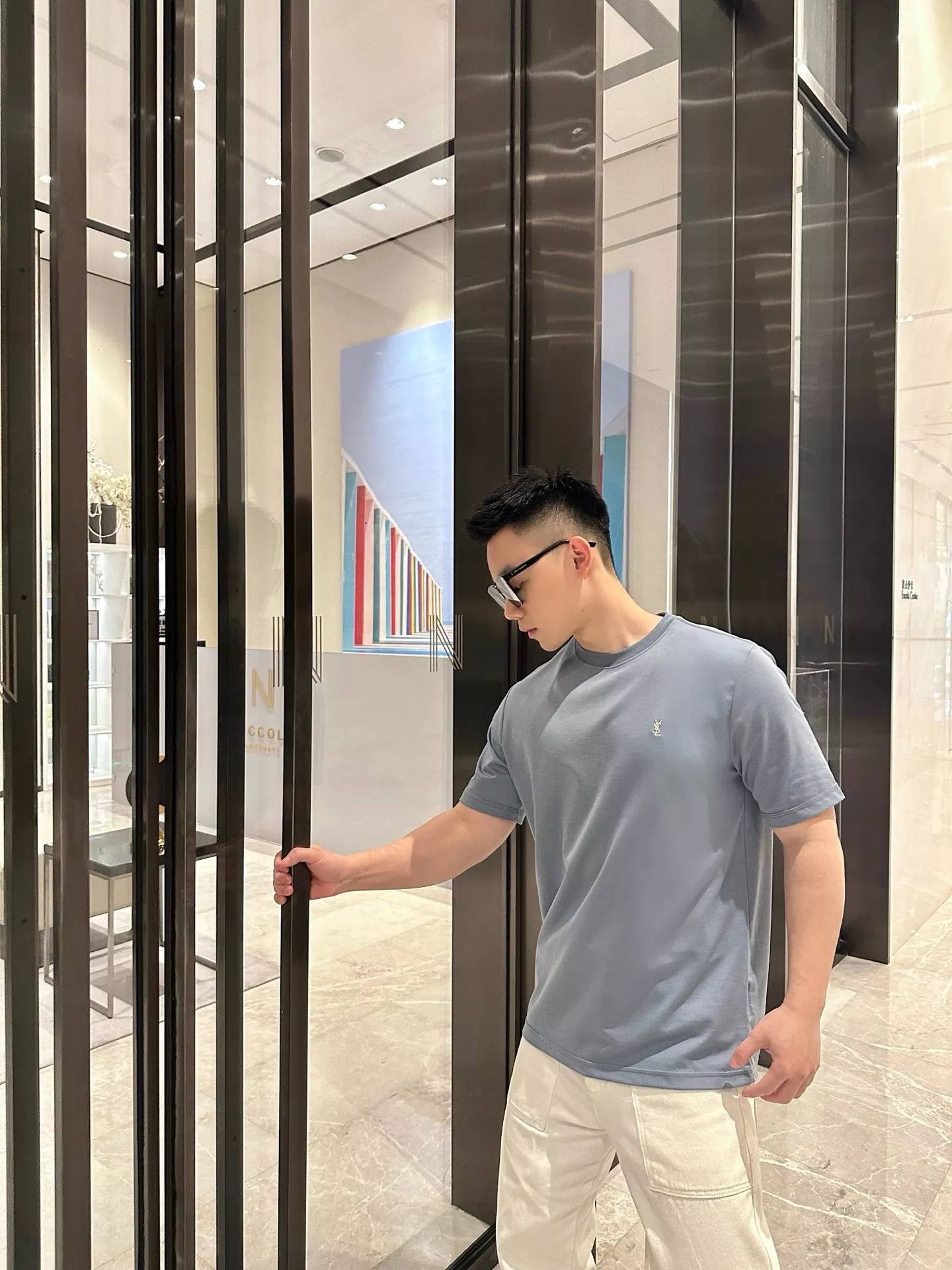 입생로랑 로고 자수 블루 코튼 반소매 티셔츠 상세 이미지 25