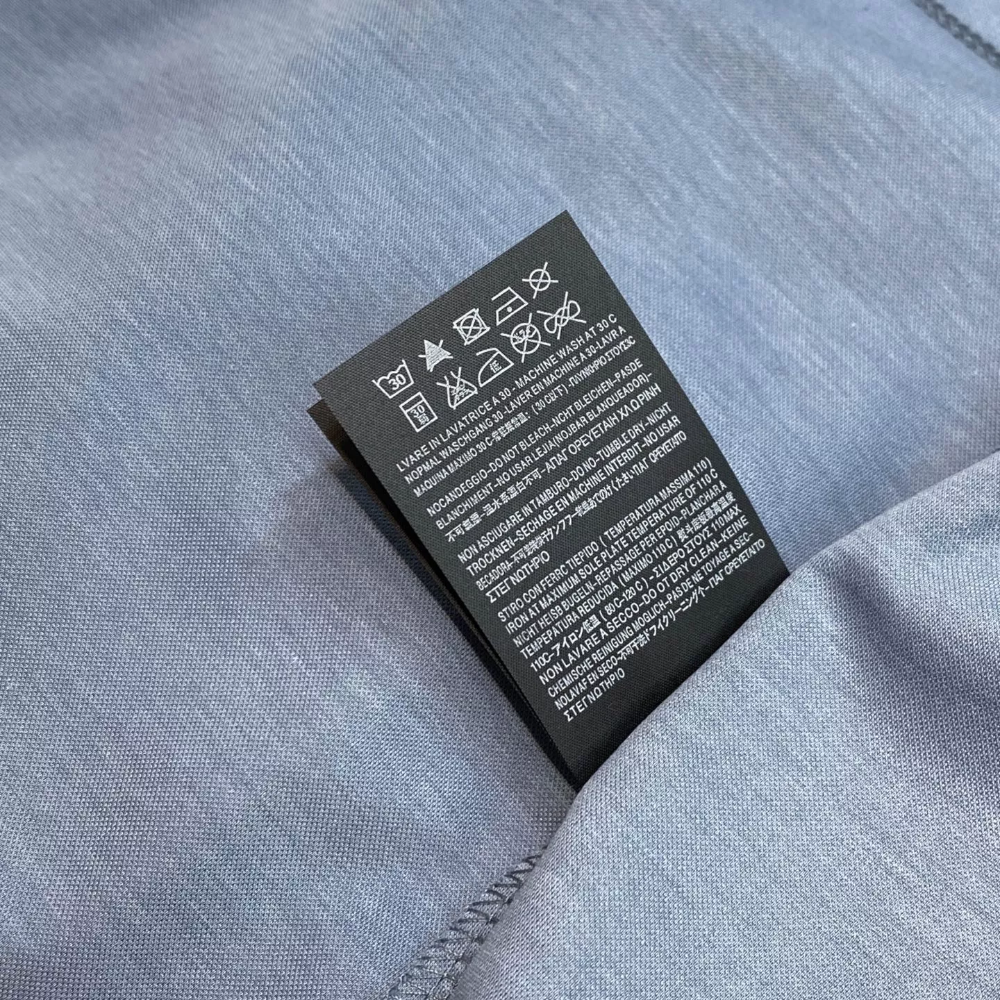 입생로랑 로고 자수 블루 코튼 반소매 티셔츠 상세 이미지 16