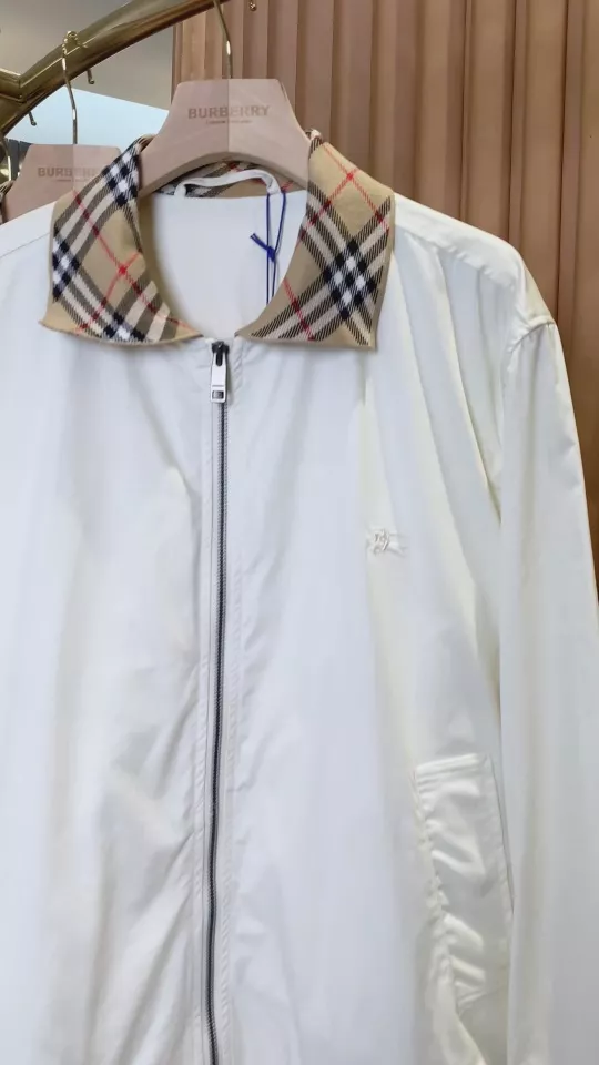 버버리 글렌필즈 체크 칼라 개버딘 해링턴 집업 재킷 상세 이미지 47
