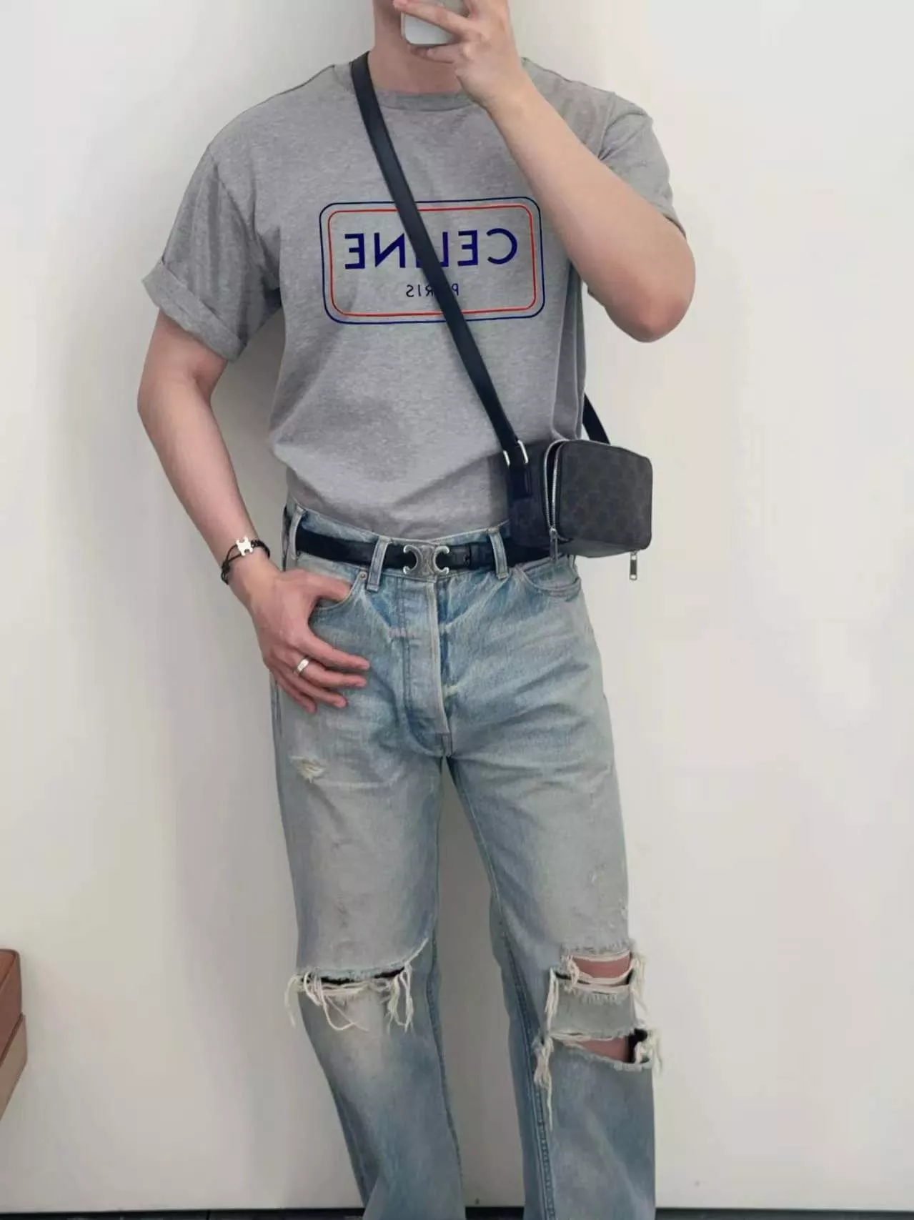 셀린느 박스 로고 루즈핏 코튼 반소매 티셔츠 상세 이미지 21