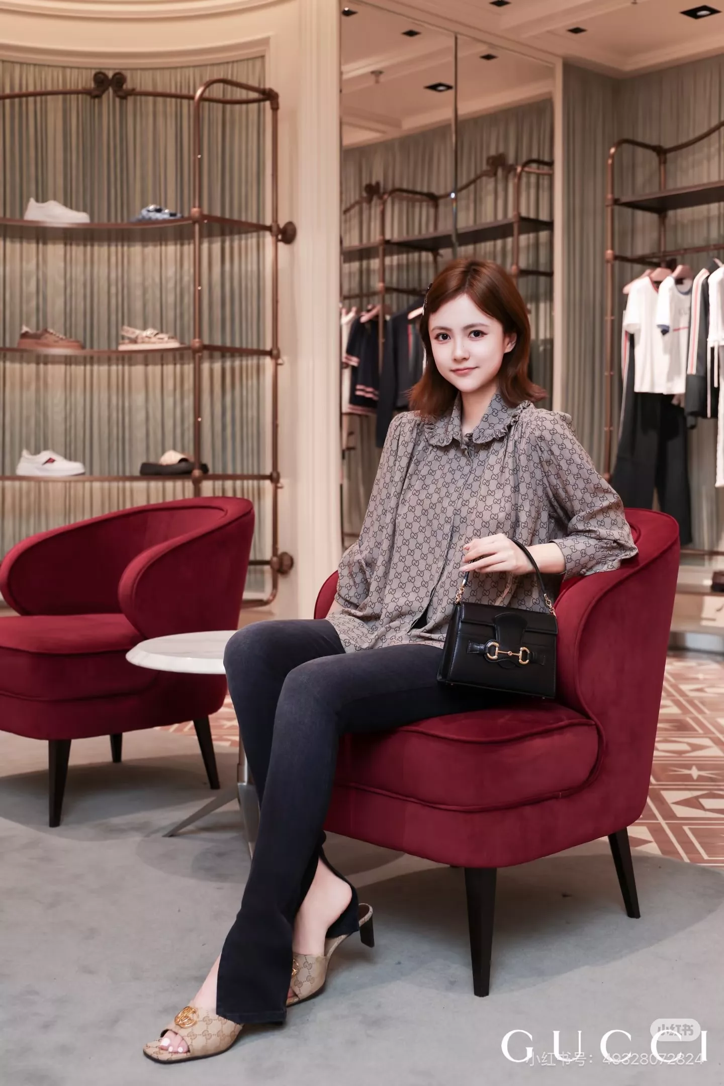 구찌 GG 자카드 프릴 칼라 루즈핏 긴소매 셔츠 상세 이미지 55