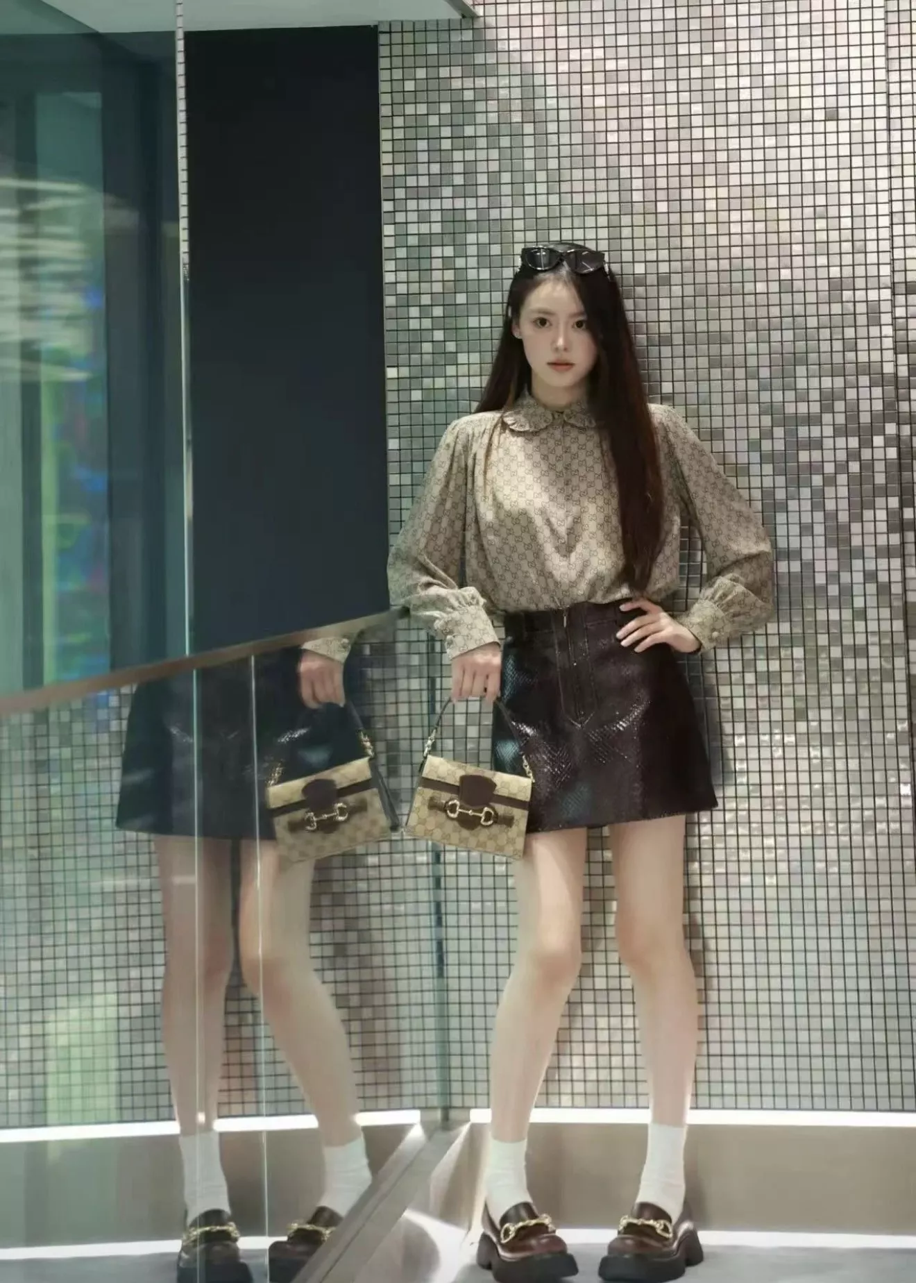 구찌 GG 자카드 프릴 칼라 루즈핏 긴소매 셔츠 상세 이미지 59