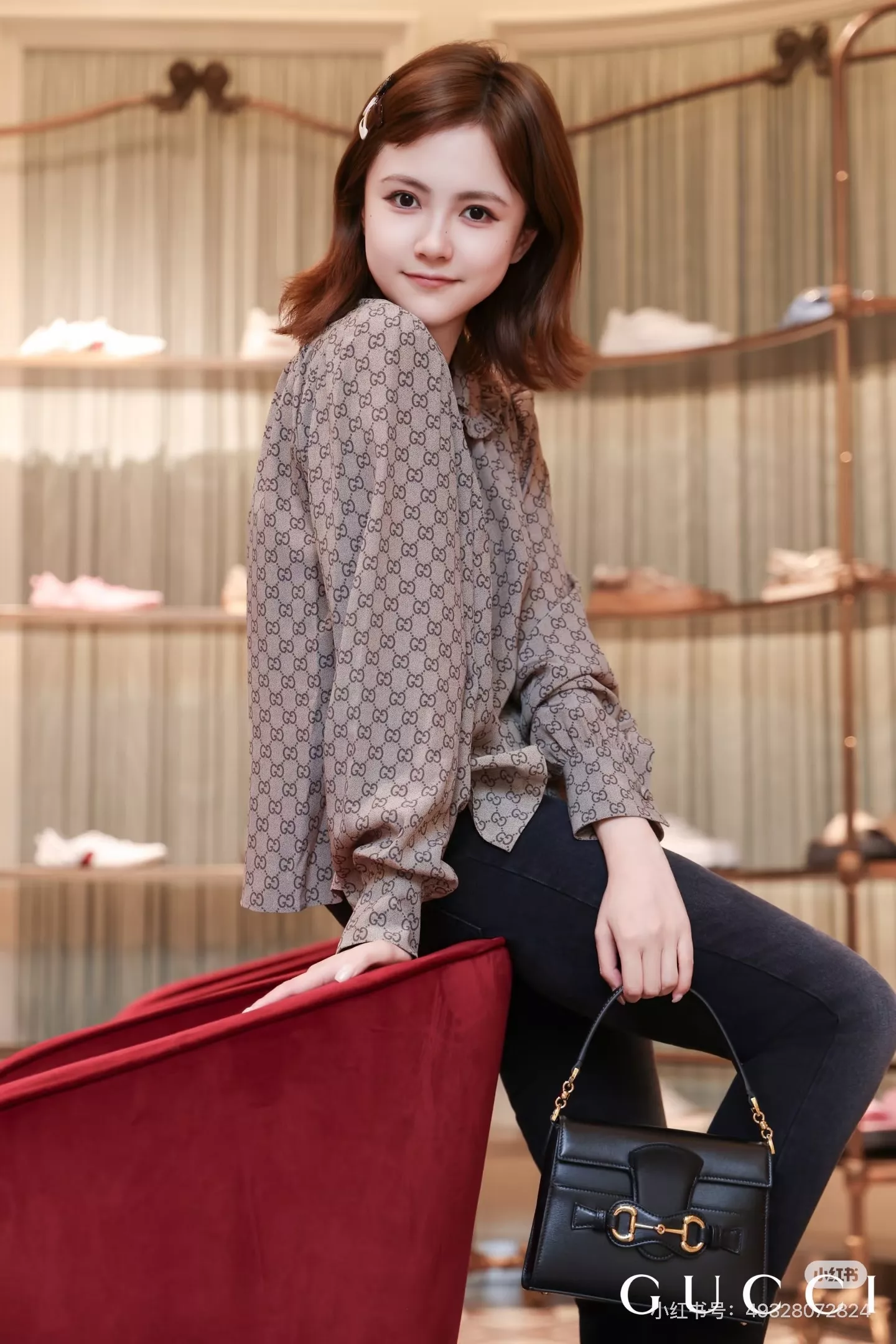 구찌 GG 자카드 프릴 칼라 루즈핏 긴소매 셔츠 상세 이미지 49