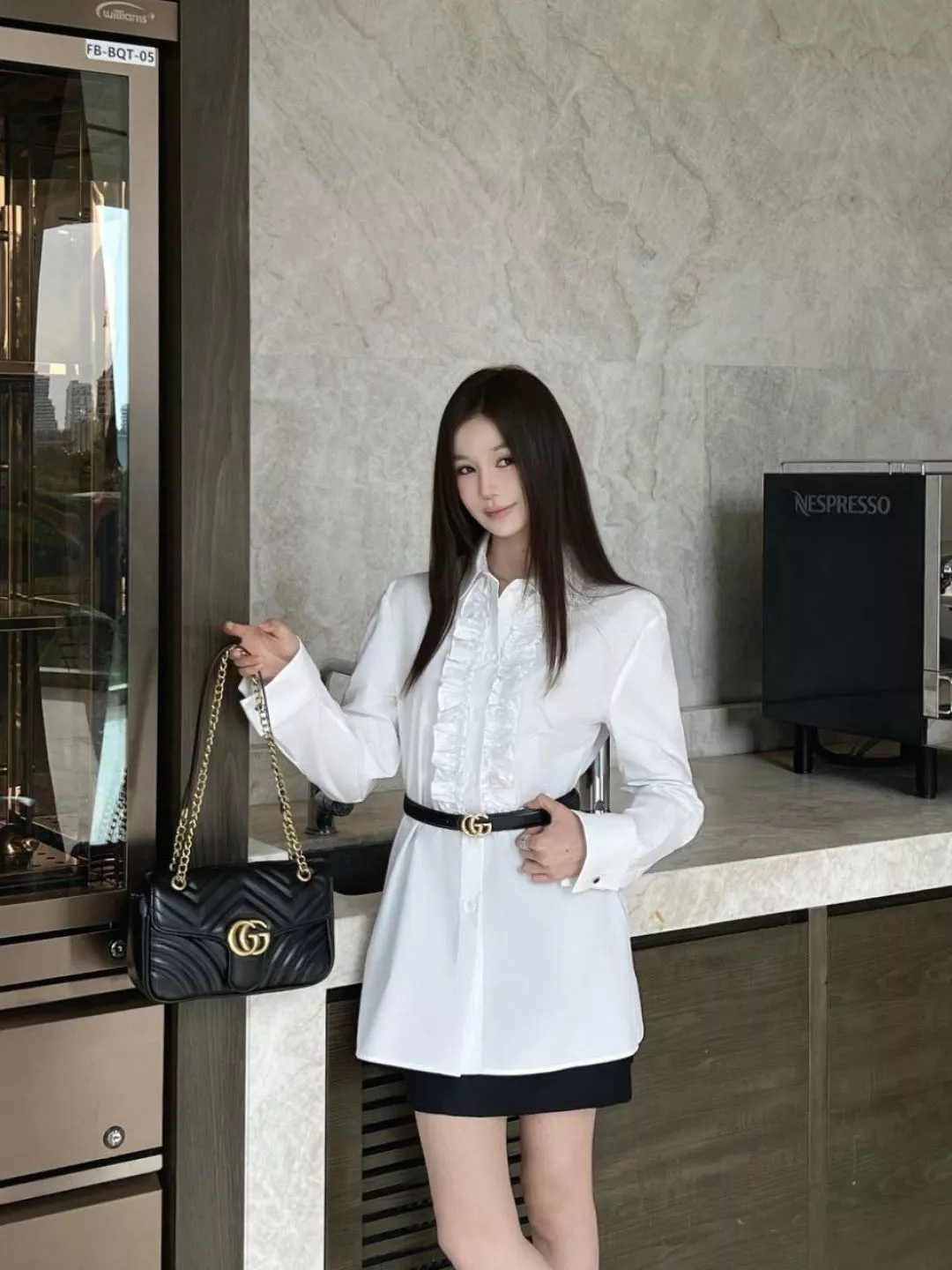 디올 프릴 디테일 벨트 포인트 화이트 긴소매 셔츠 상세 이미지 15