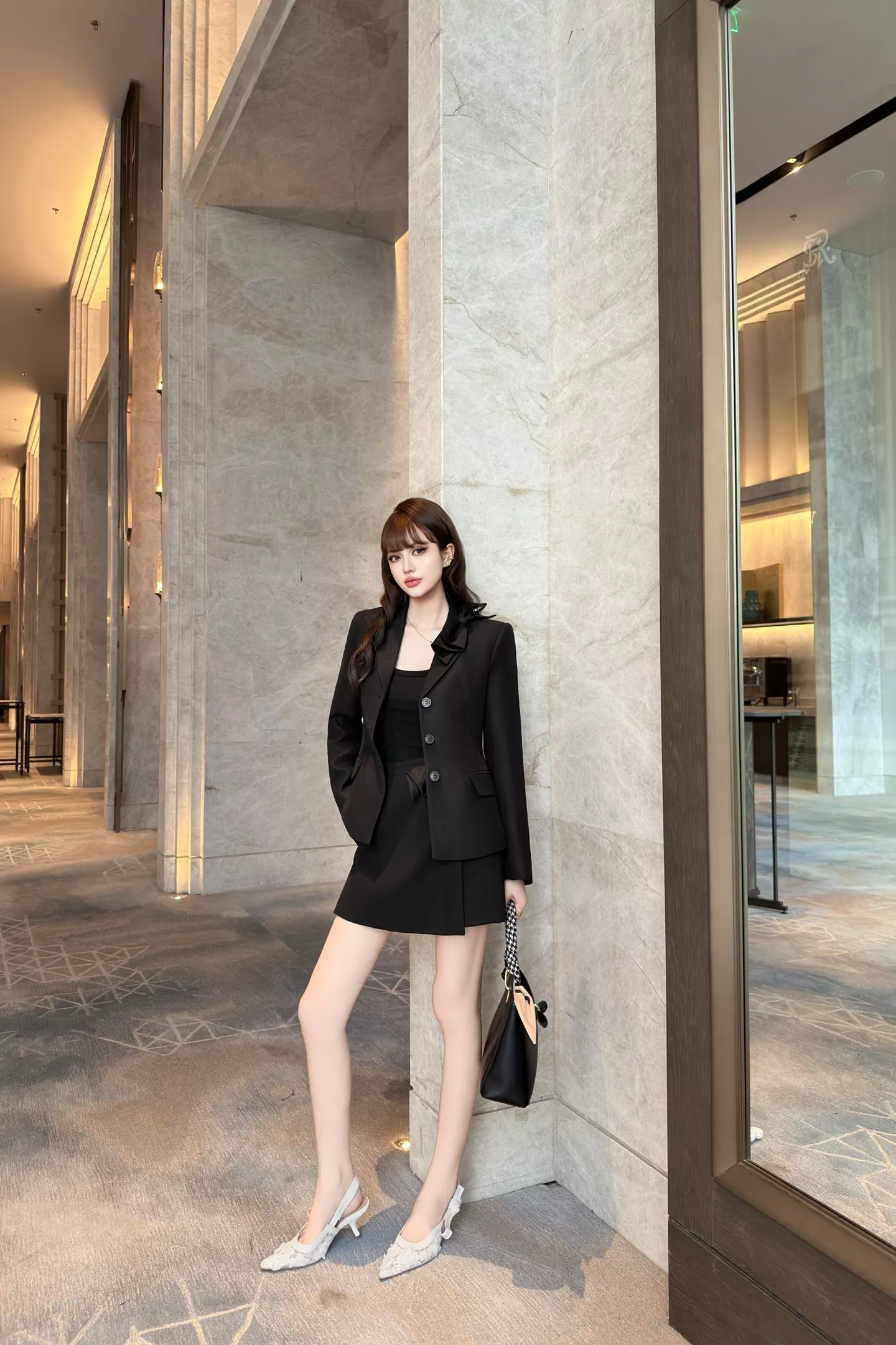 디올 리본 장식 허리 라인 버튼 정장 재킷 상세 이미지 13