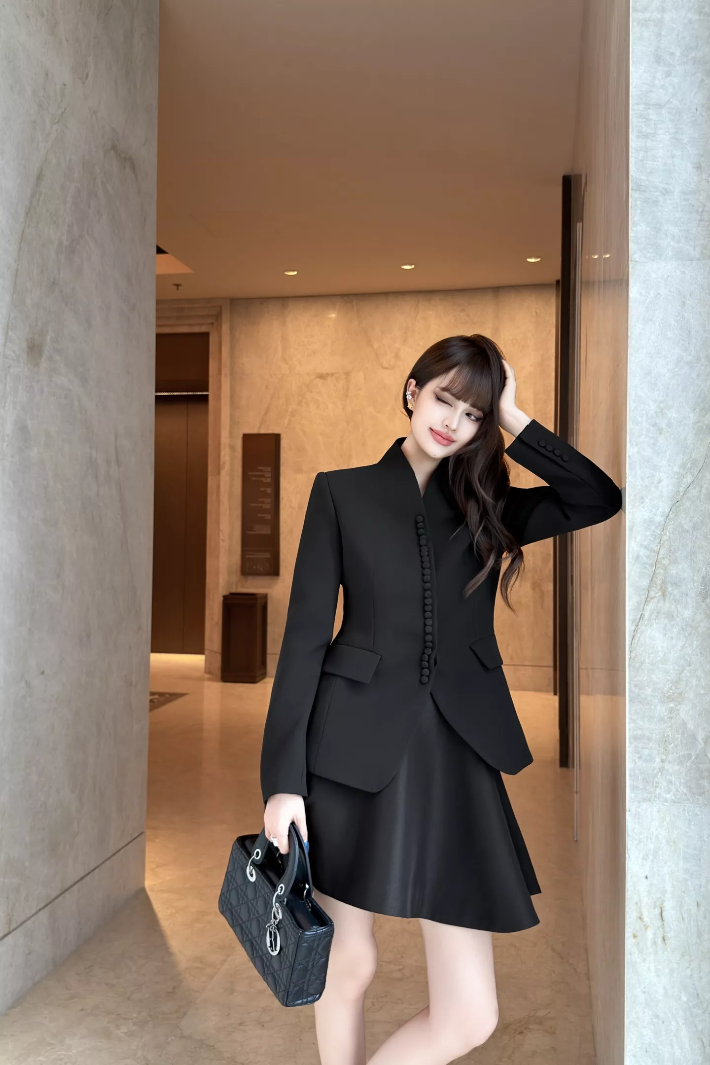 디올 스탠드칼라 슬림핏 버튼 정장 재킷 상세 이미지 50
