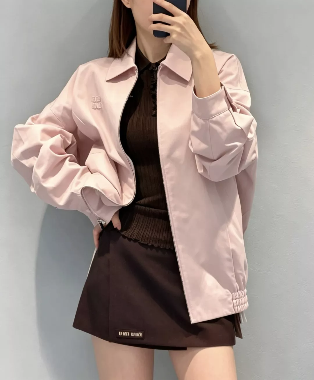 미우미우 긴소매 지퍼 핑크 숏 재킷 상세 이미지 19