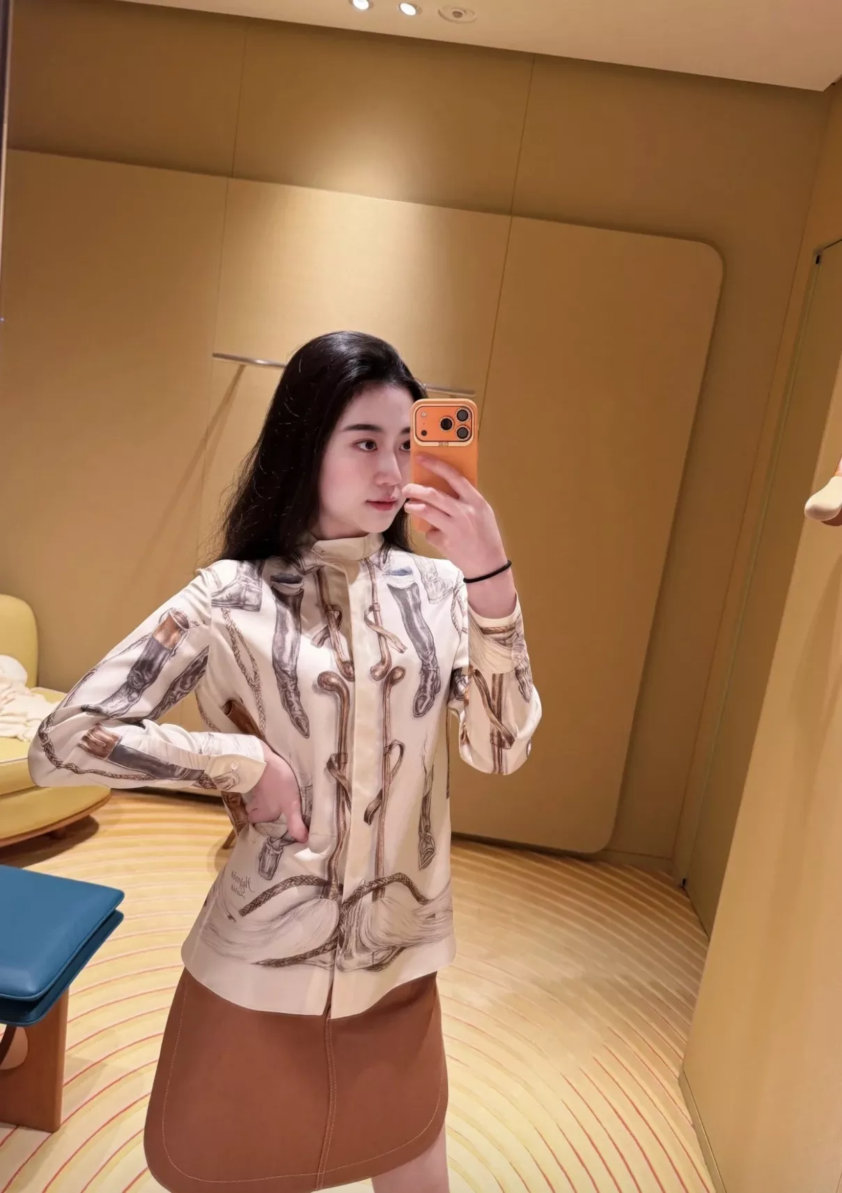 에르메스 포지셔닝 프린트 실크 긴소매 셔츠 스커트 투피스 상세 이미지 18