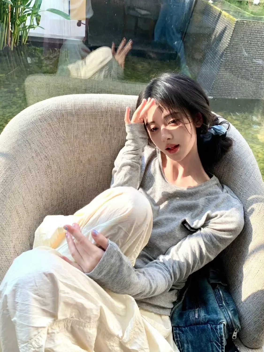 미우미우 미니 블랙 라벨 코튼 긴소매 티셔츠 상세 이미지 29
