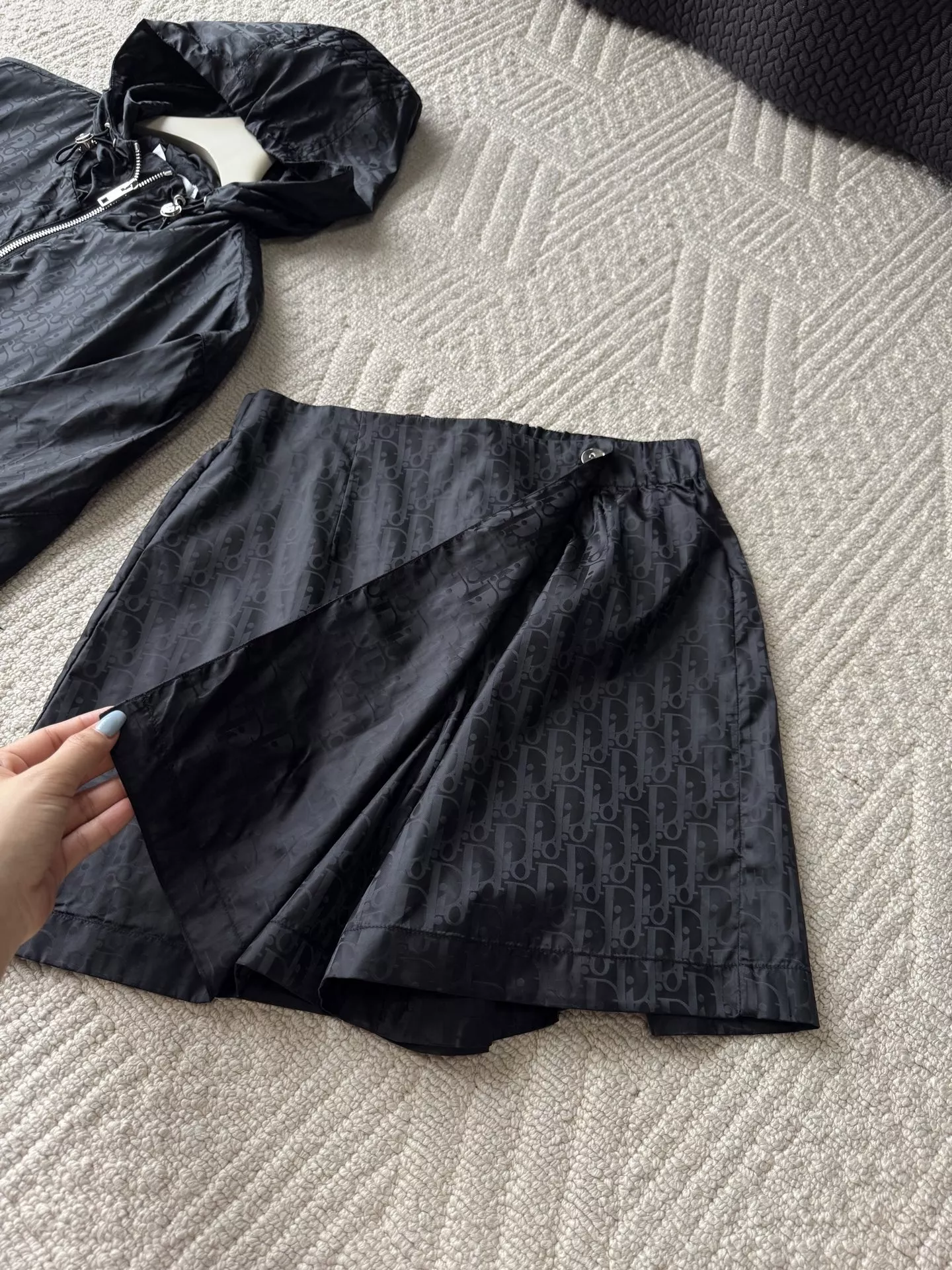 디올 자카드 모노그램 후드 집업 스커트팬츠 투피스 상세 이미지 68