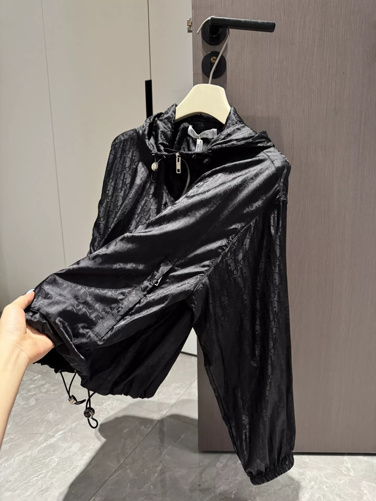 디올 자카드 모노그램 후드 집업 스커트팬츠 투피스 상세 이미지 15