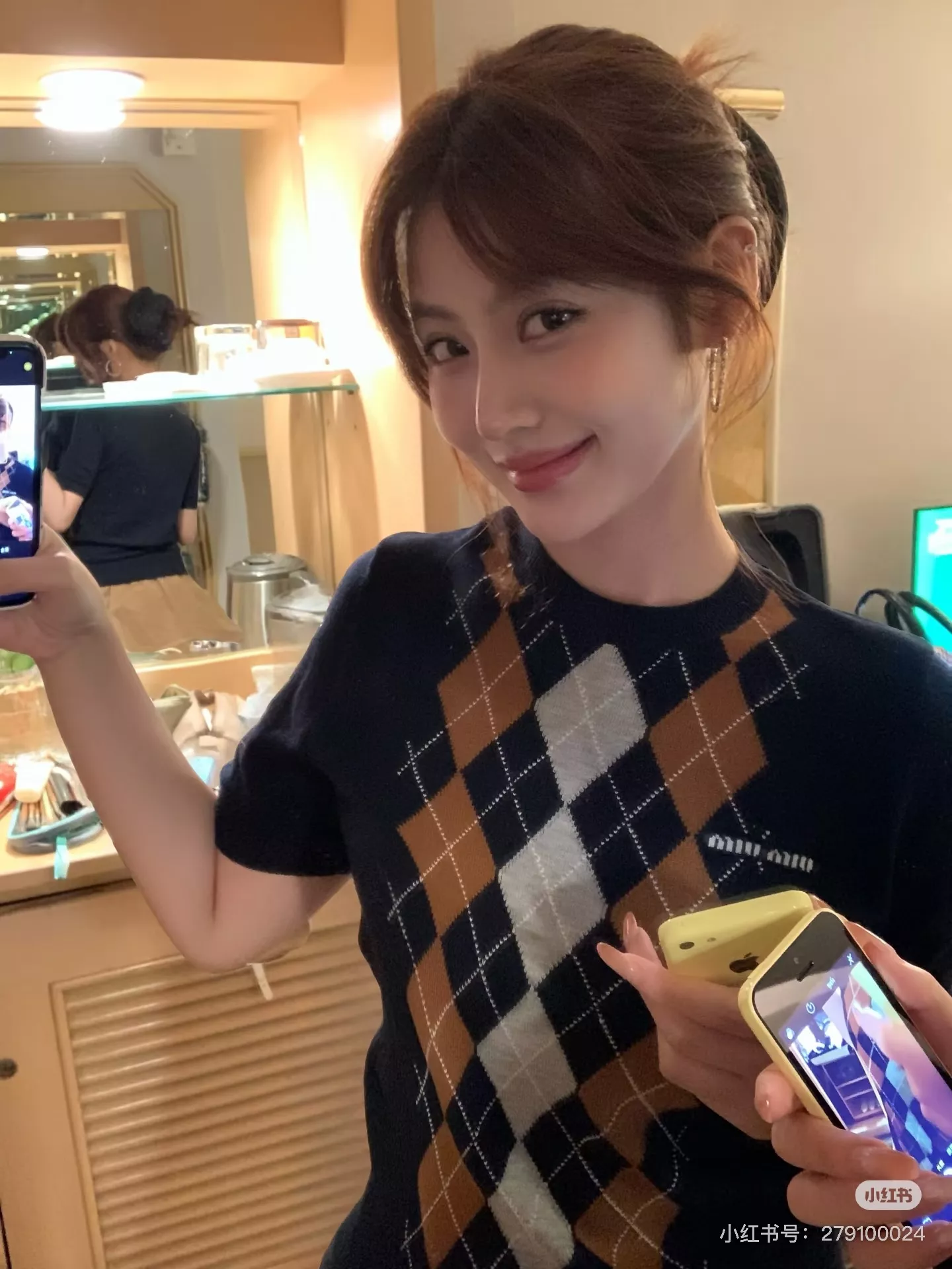 미우미우 배색 아가일 울 반소매 니트 상세 이미지 35