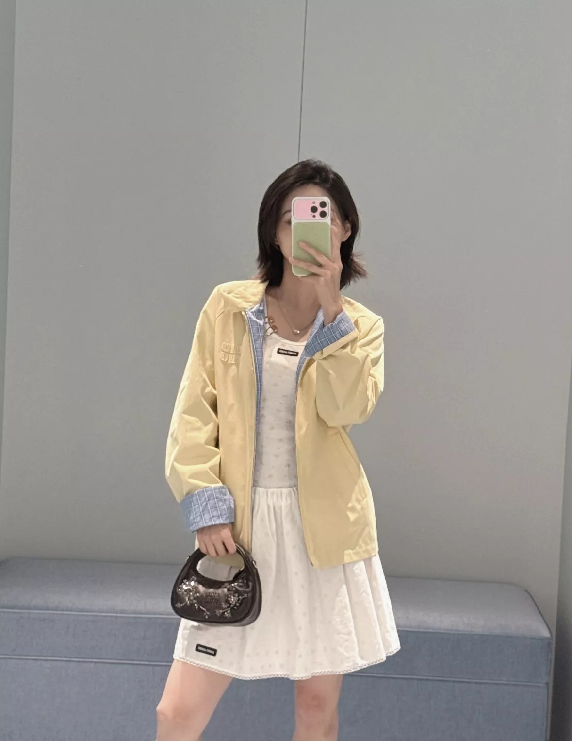 미우미우 펀칭 자수 플라워 코튼 린넨 미니 스커트 상세 이미지 14