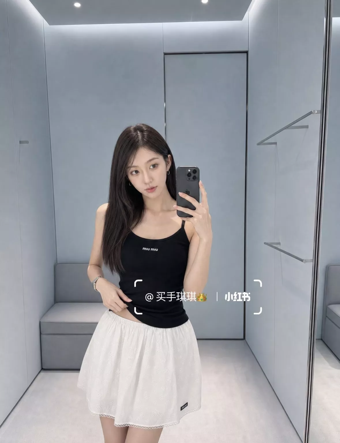 미우미우 펀칭 자수 플라워 코튼 린넨 미니 스커트 상세 이미지 10