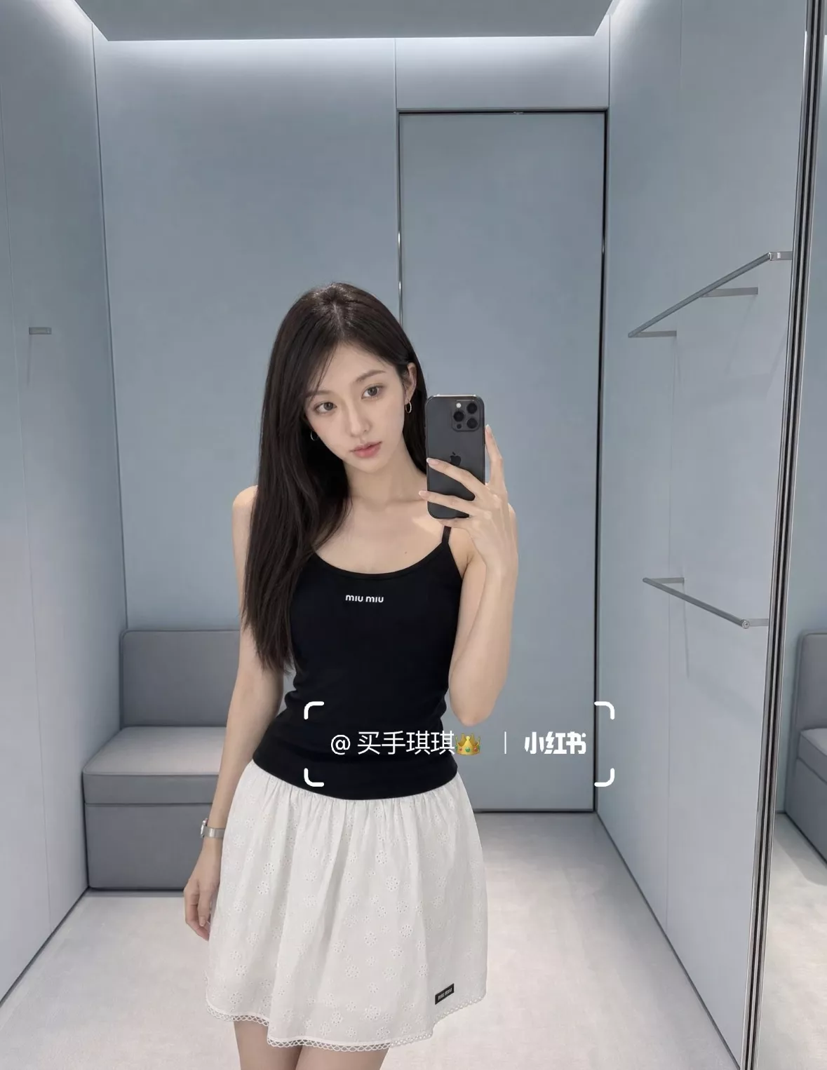미우미우 펀칭 자수 플라워 코튼 린넨 미니 스커트 상세 이미지 11