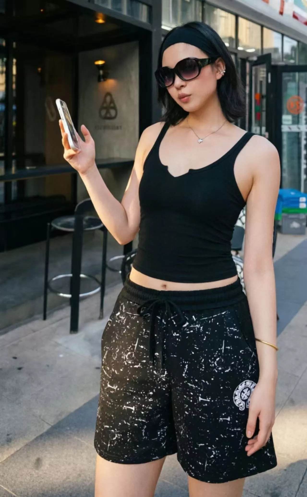 크롬하츠 페인트 스플래터 로고 코튼 하프 팬츠 상세 이미지 12