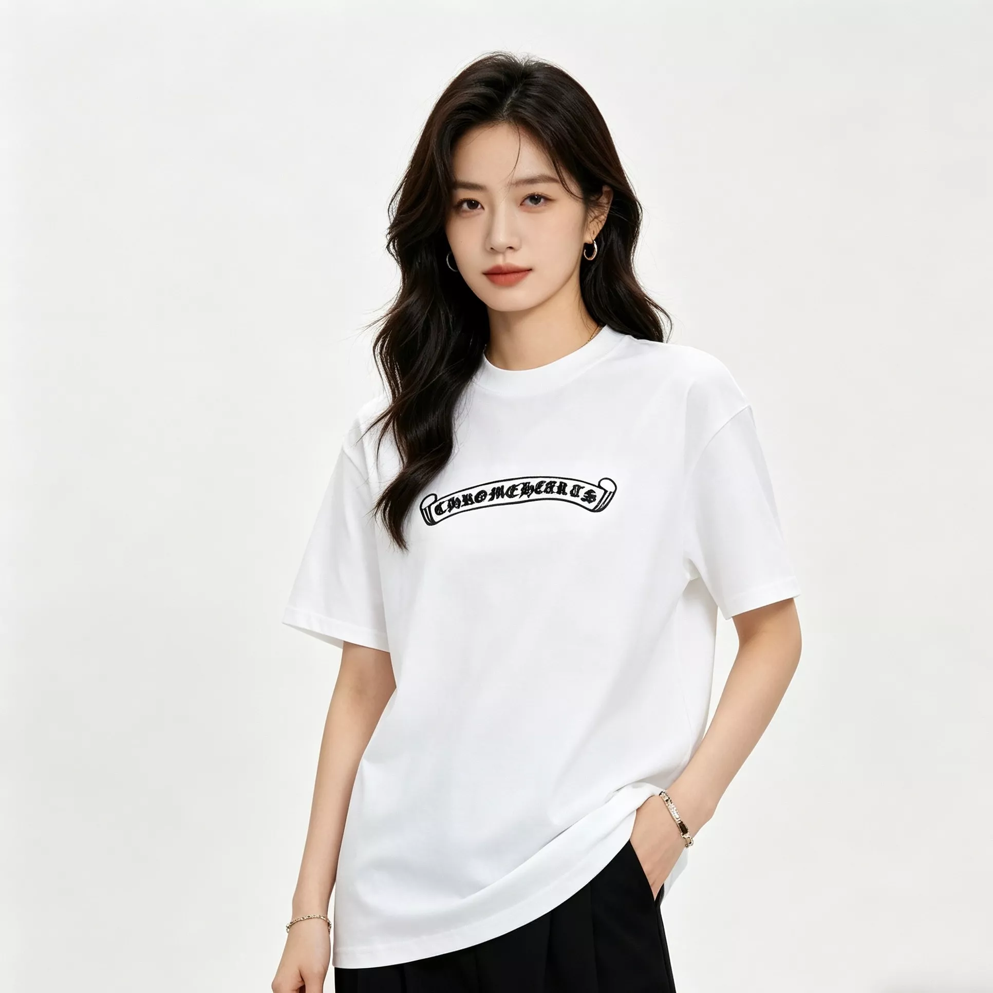 크롬하츠 가죽 패치 크로스 프린트 반소매 티셔츠 상세 이미지 13