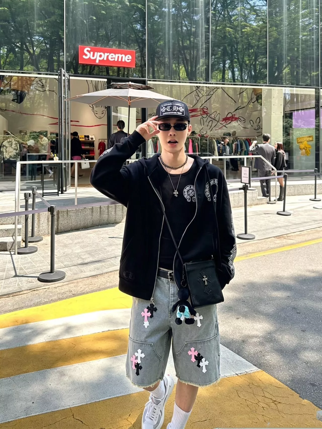 크롬하츠 십자가 가죽 패치 워싱 데님 하프 팬츠 상세 이미지 12
