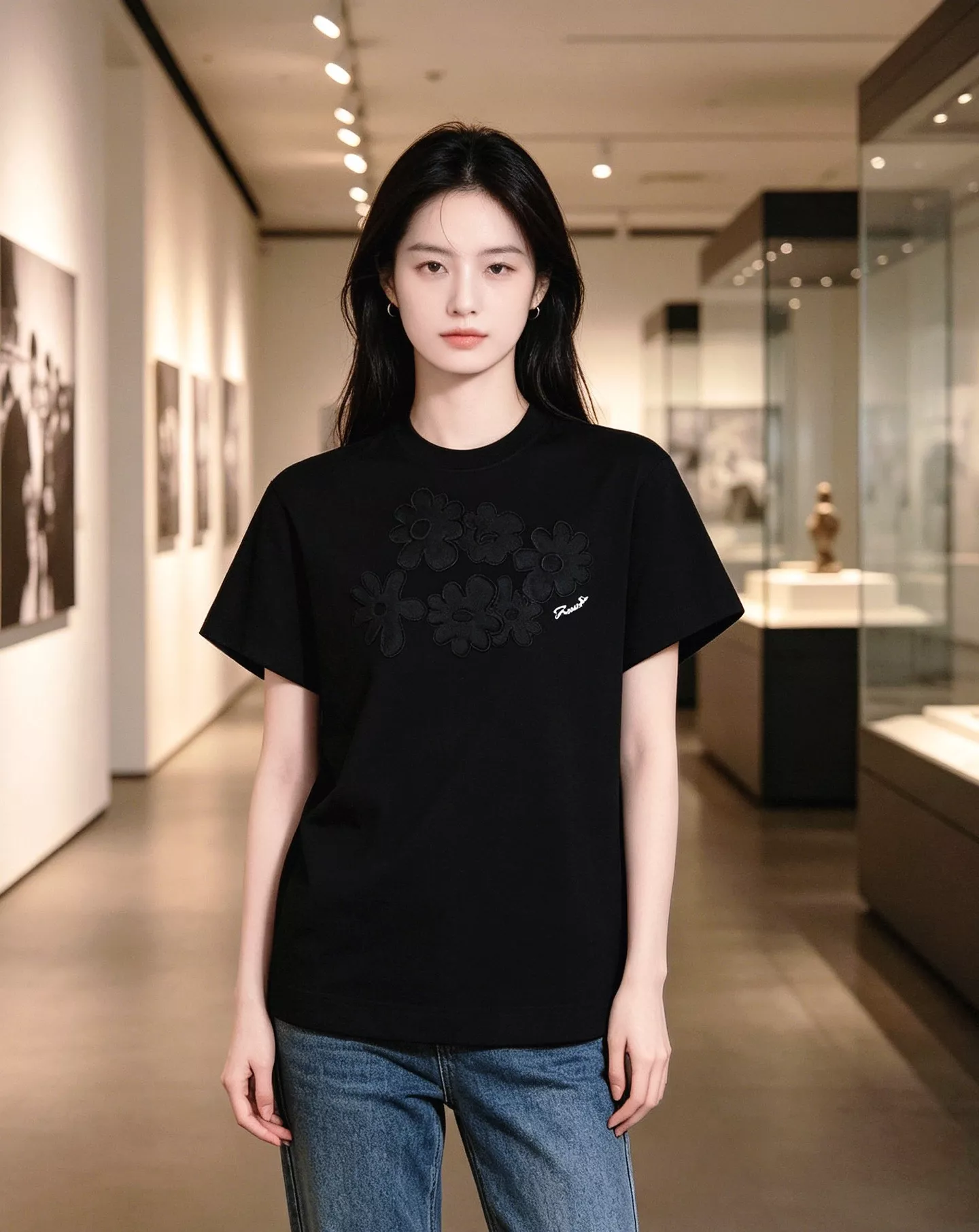 펜디 패치 자수 포켓 코튼 반소매 티셔츠 상세 이미지 13