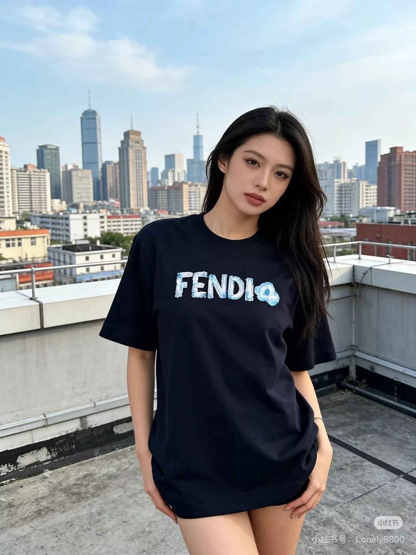 펜디 블루 레터 자수 코튼 반소매 티셔츠 상세 이미지 17