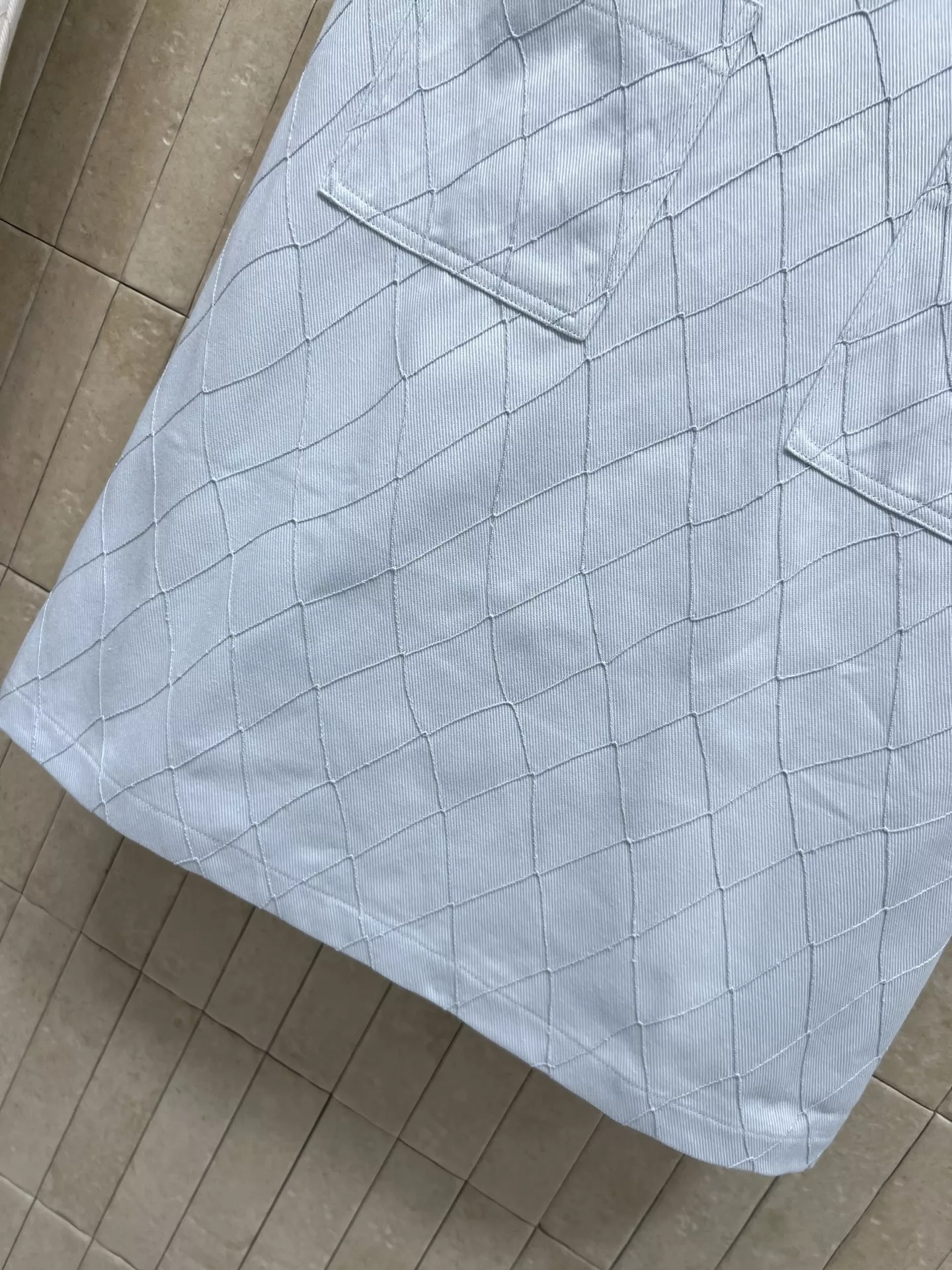 셀린느 카라 디테일 퀼팅 텍스처 민소매 원피스 상세 이미지 5