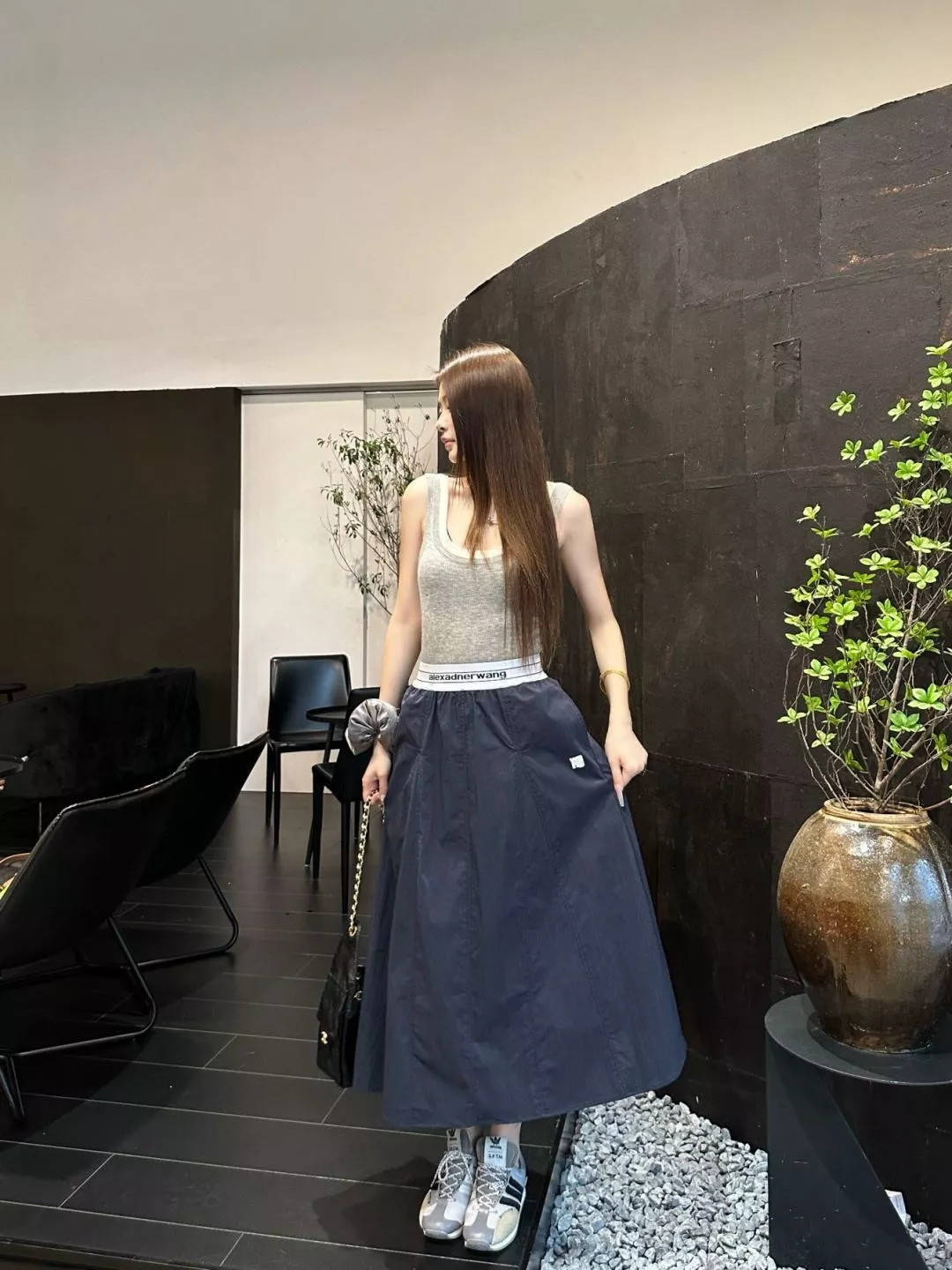 알렉산더왕 로고 자수 밴딩 허리 A라인 롱 스커트 상세 이미지 25
