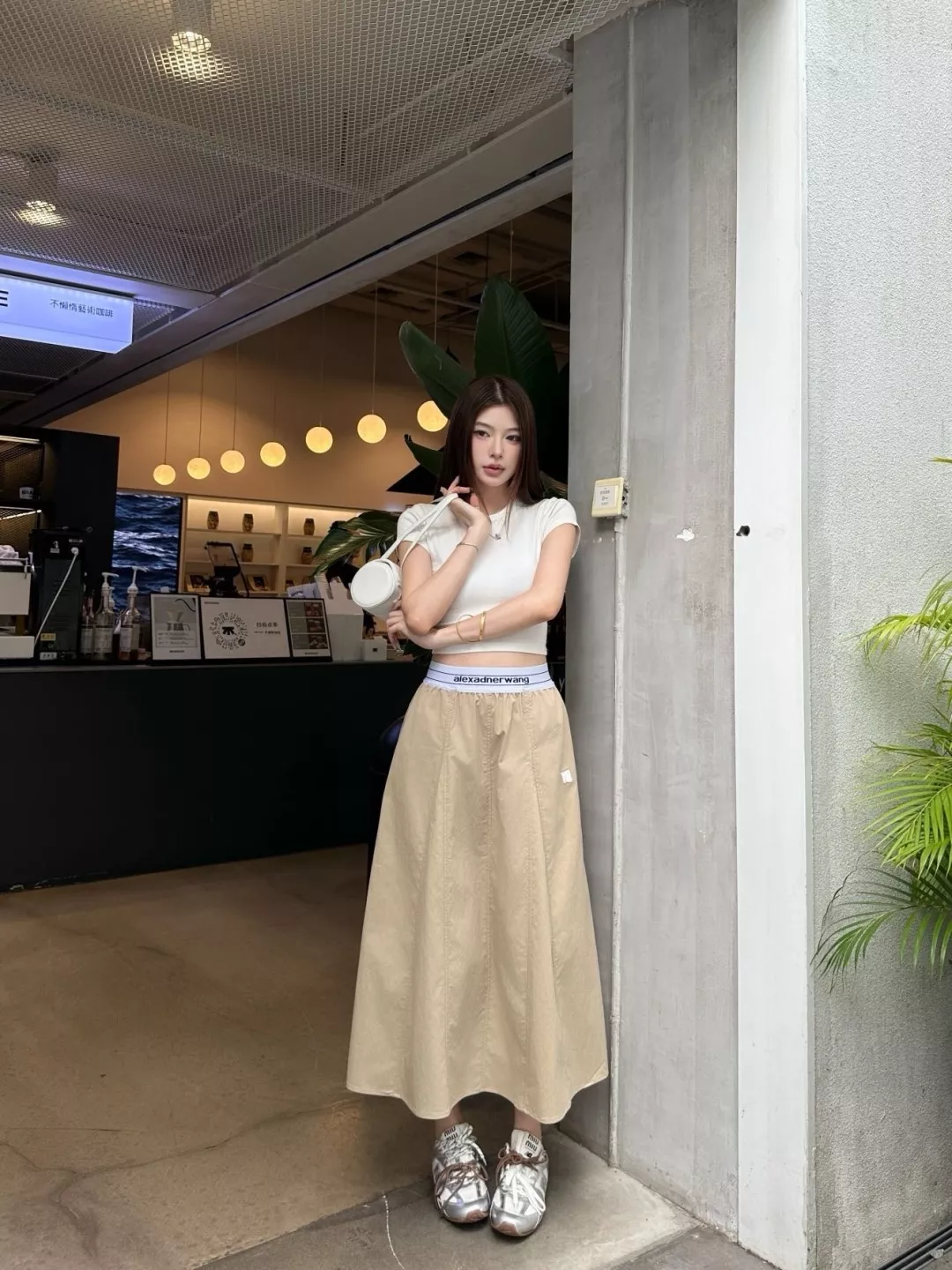 알렉산더왕 로고 자수 밴딩 허리 A라인 롱 스커트 상세 이미지 14