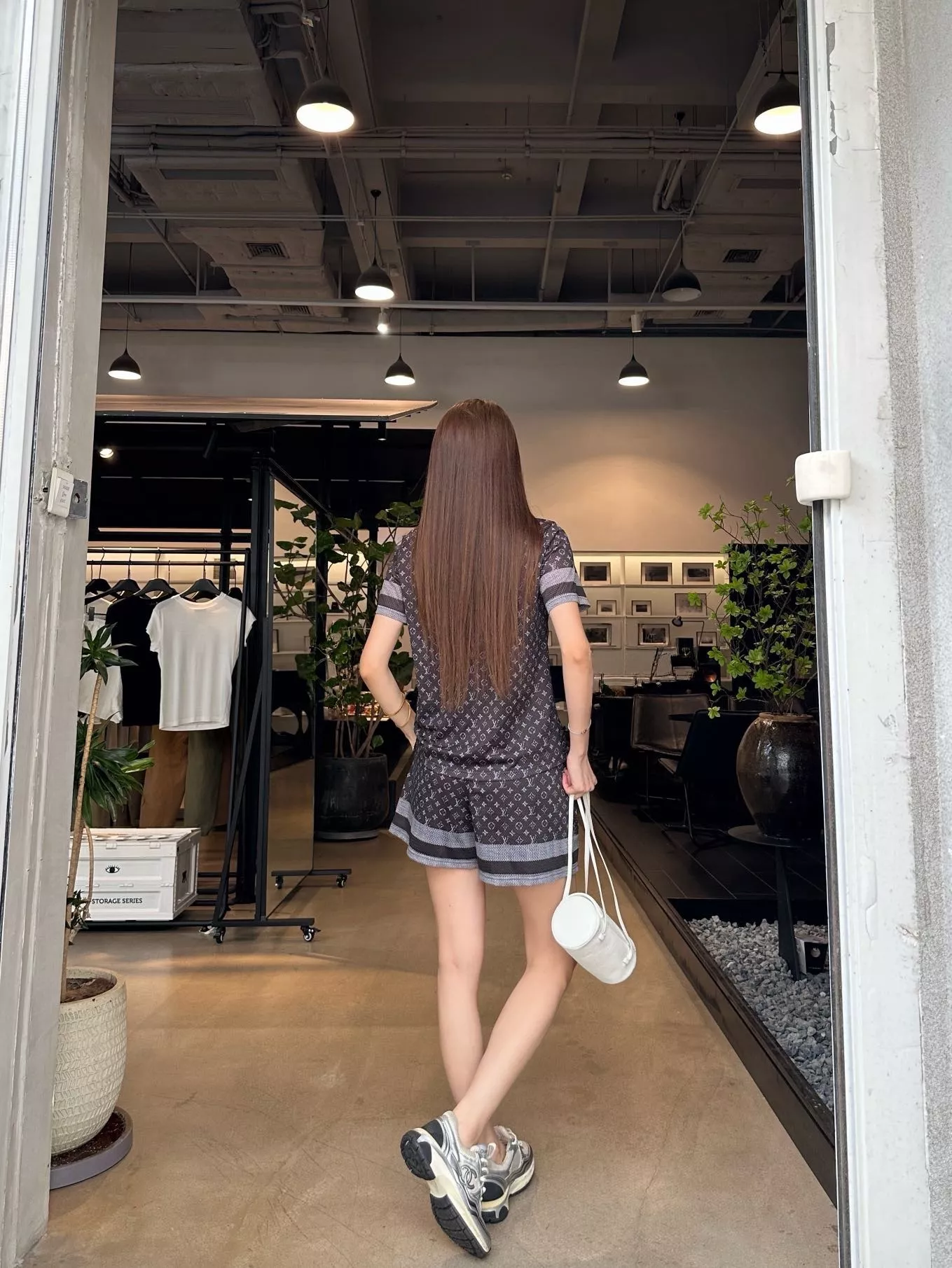 루이비통 모노그램 패턴 메쉬 반소매 쇼츠 세트 상세 이미지 15