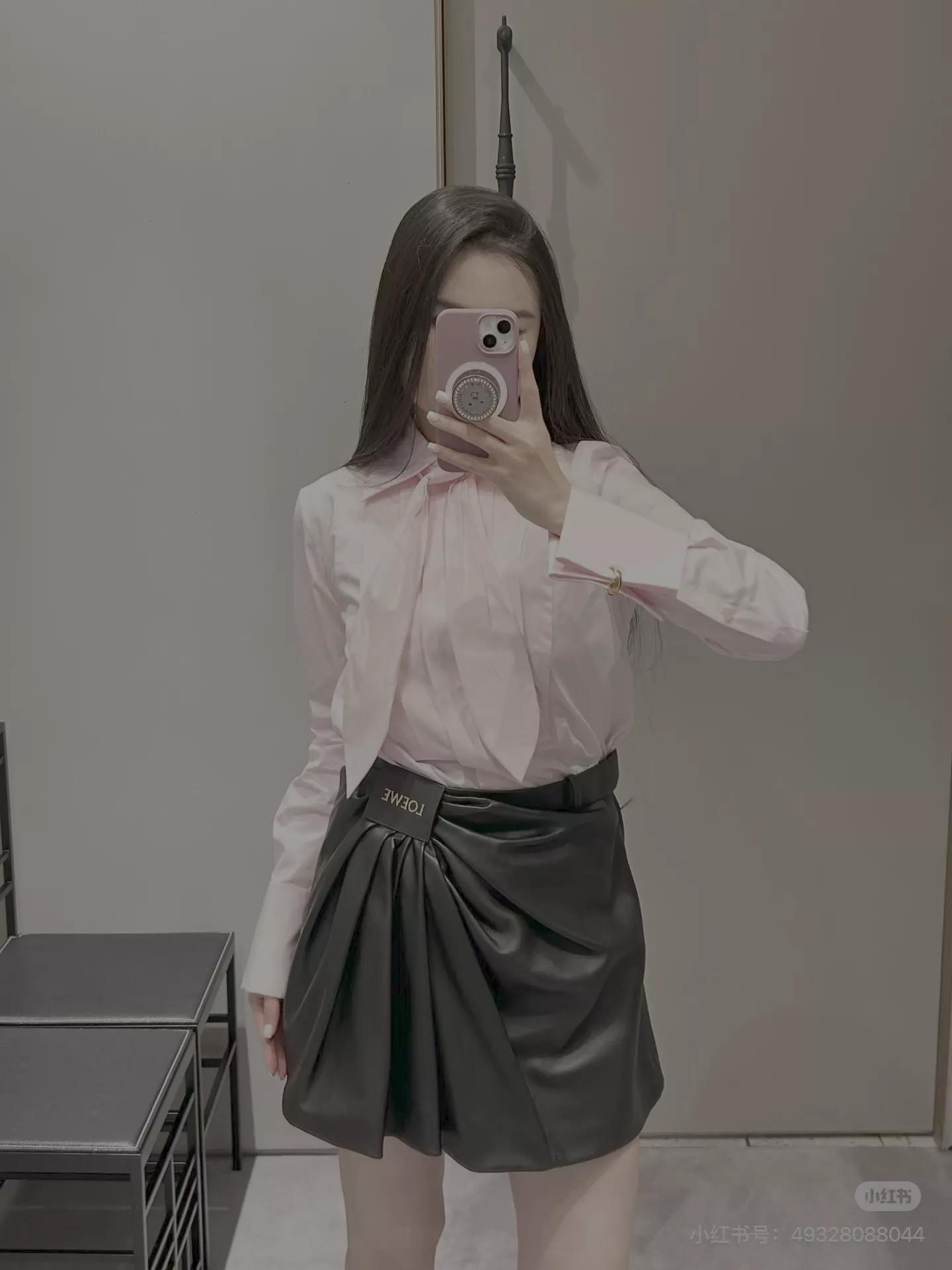 로에베 리본 타이 핑크 코튼 긴소매 셔츠 상세 이미지 26