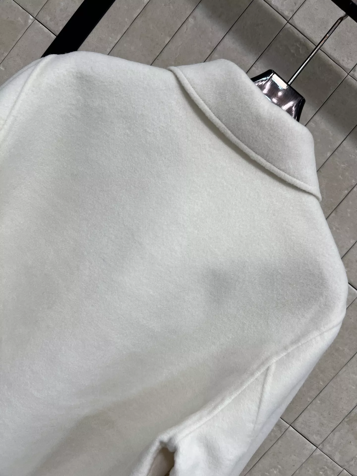 디올 블랙 리본 장식 울 쇼트 재킷 상세 이미지 8