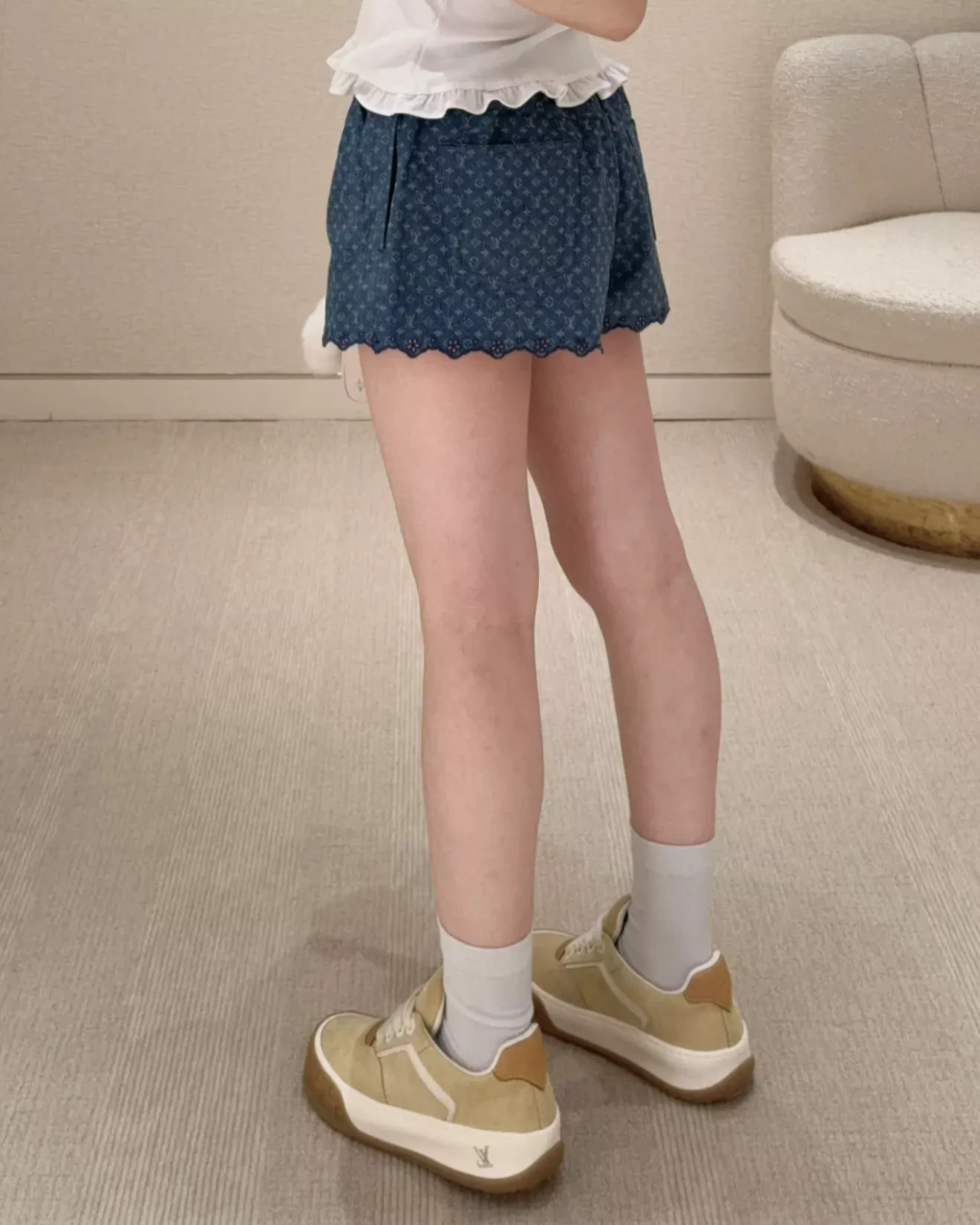 루이비통 모노그램 워싱 데님 밴딩 쇼트 팬츠 상세 이미지 40
