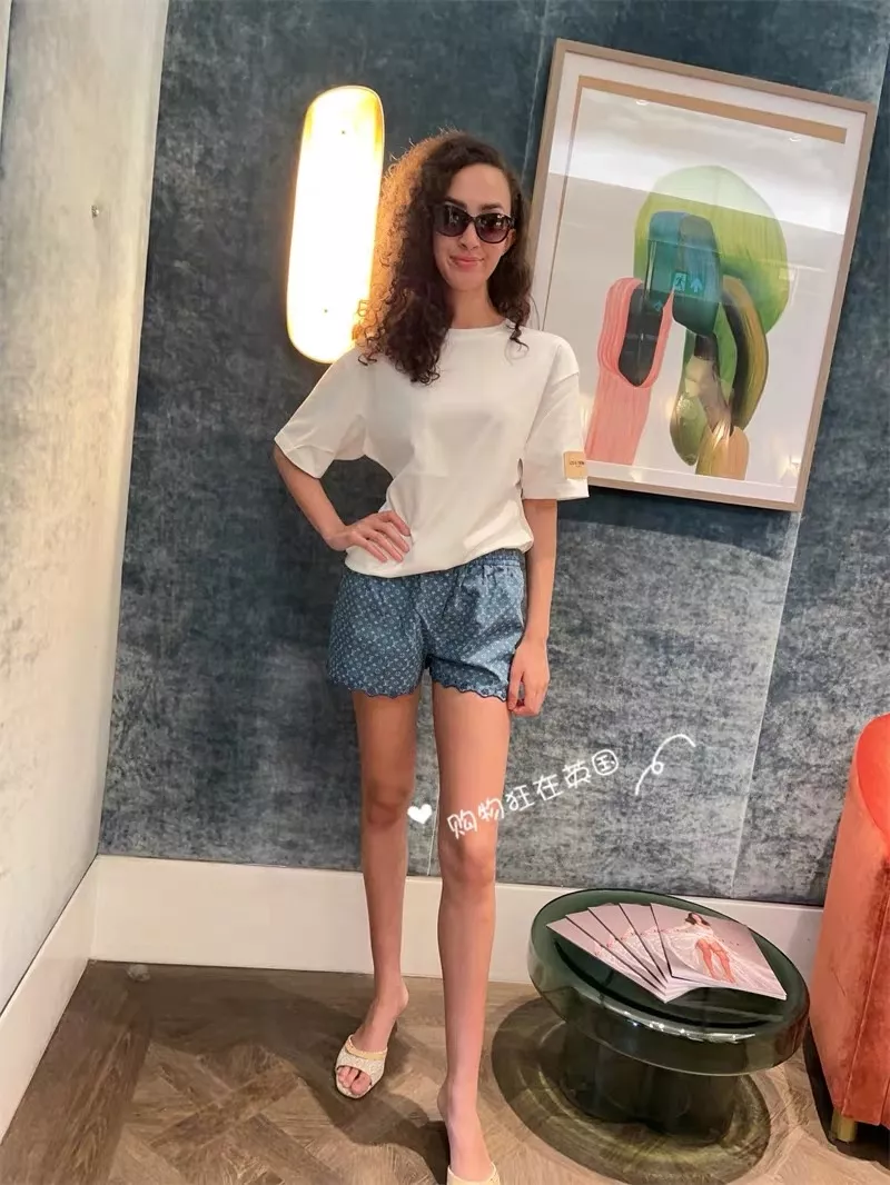 루이비통 모노그램 워싱 데님 U넥 프릴 쇼트 조끼 상세 이미지 30
