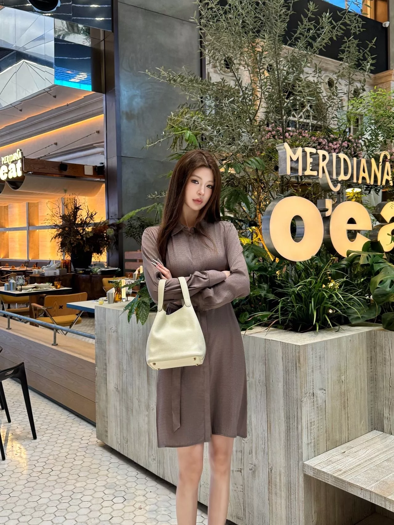 에르메스 벨트 포인트 롱 긴소매 셔츠 원피스 상세 이미지 19