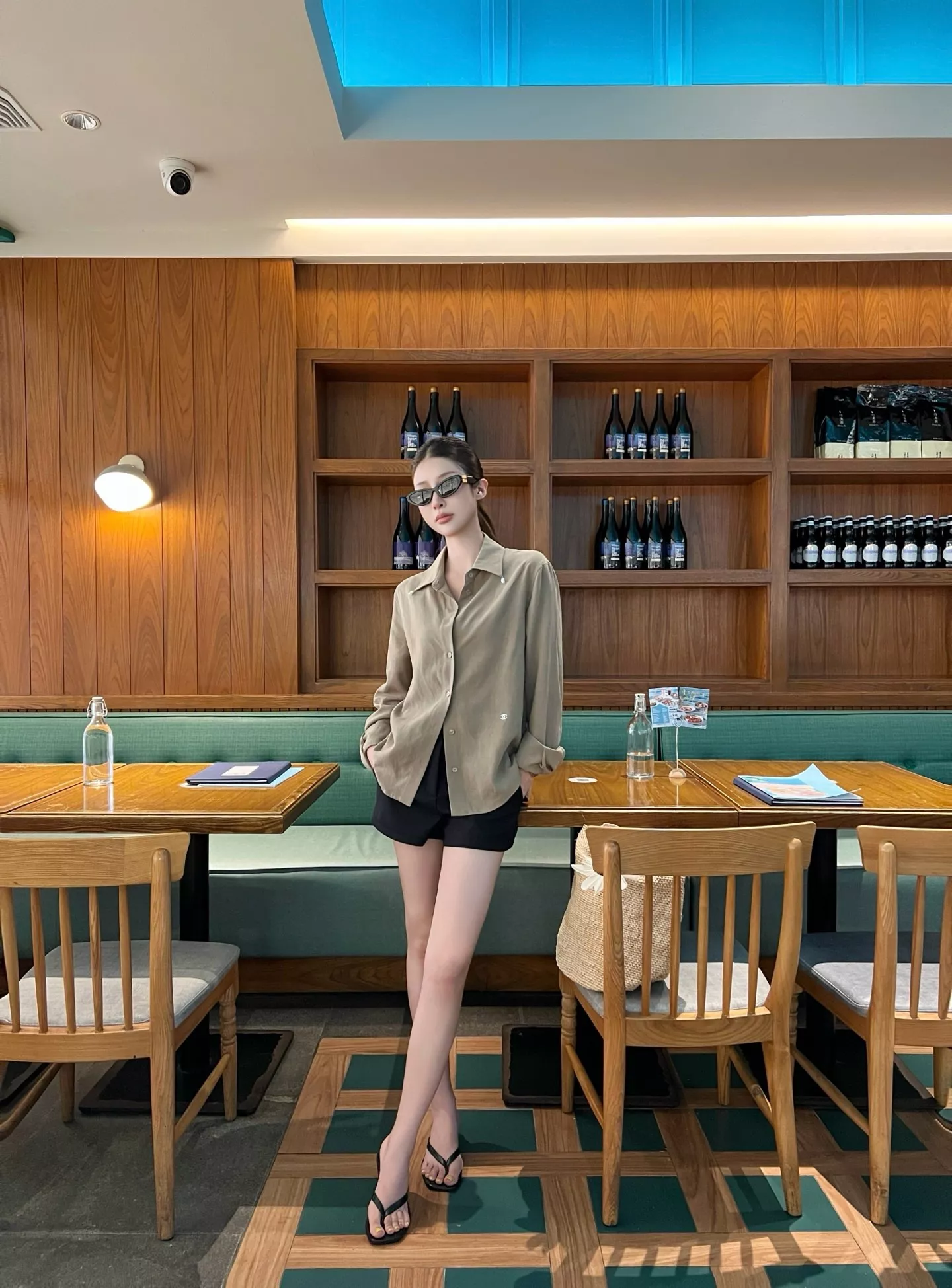 셀린느 진주 장식 텐셀 린넨 블렌드 긴소매 셔츠 상세 이미지 25