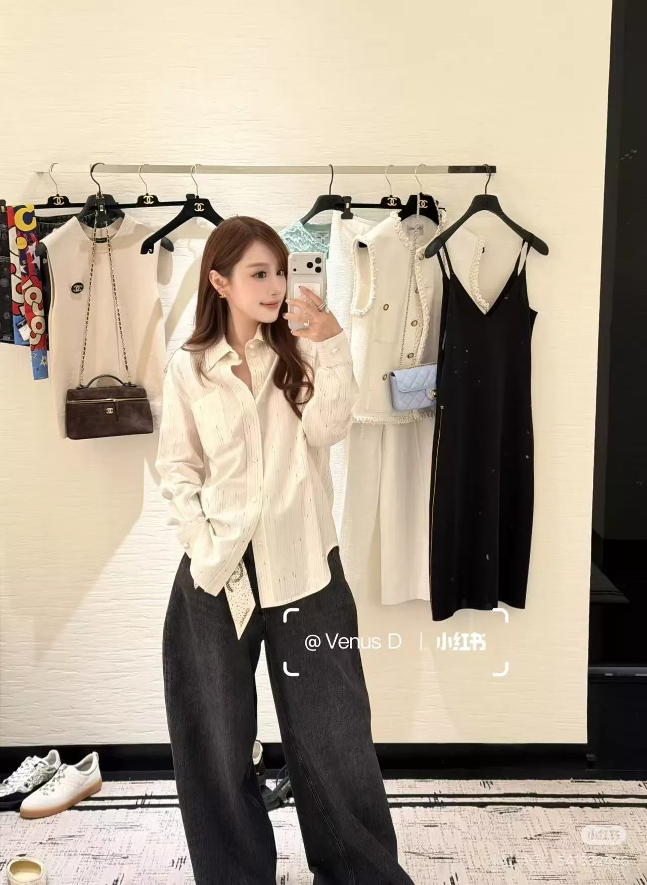 셀린느 블루 화이트 스트라이프 진주 버튼 긴소매 셔츠 상세 이미지 19