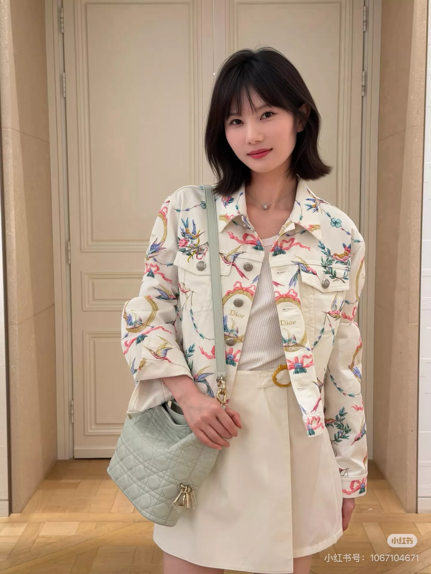 디올 플라워 버드 리본 프린트 크롭 데님 재킷 상세 이미지 17