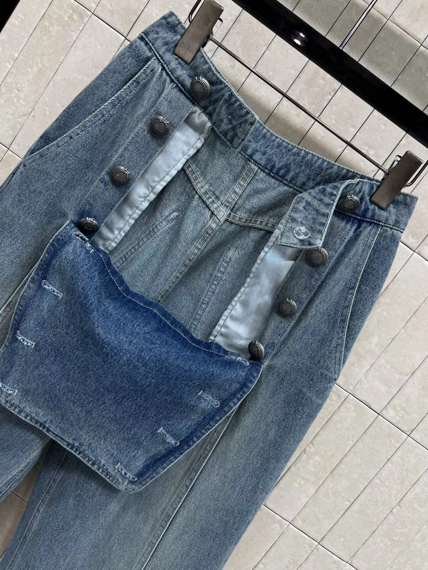 디올 하이웨이스트 워싱 와이드 데님 팬츠 상세 이미지 6