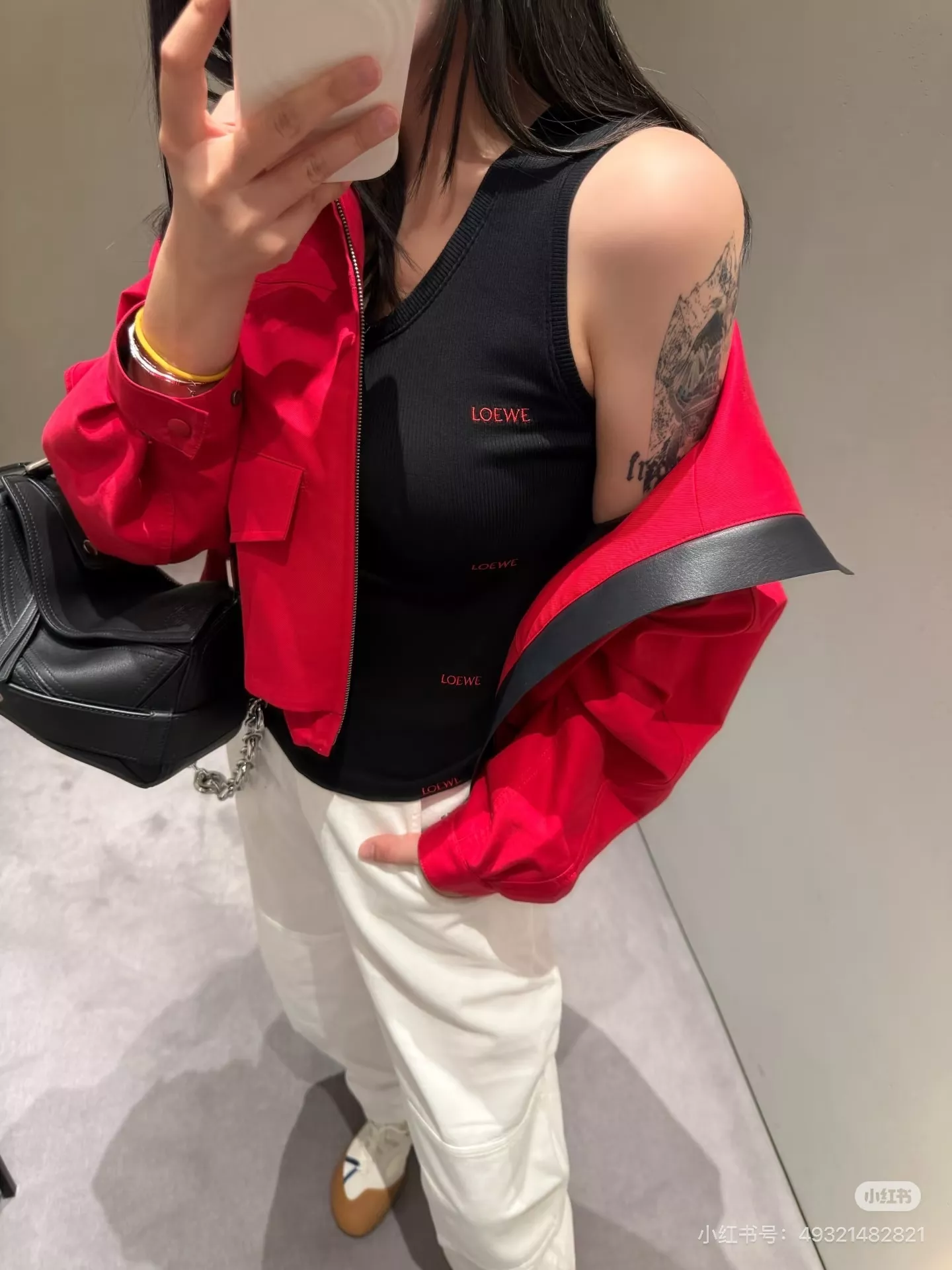 로에베 스탠드칼라 드로스트링 크롭 집업 재킷 상세 이미지 30