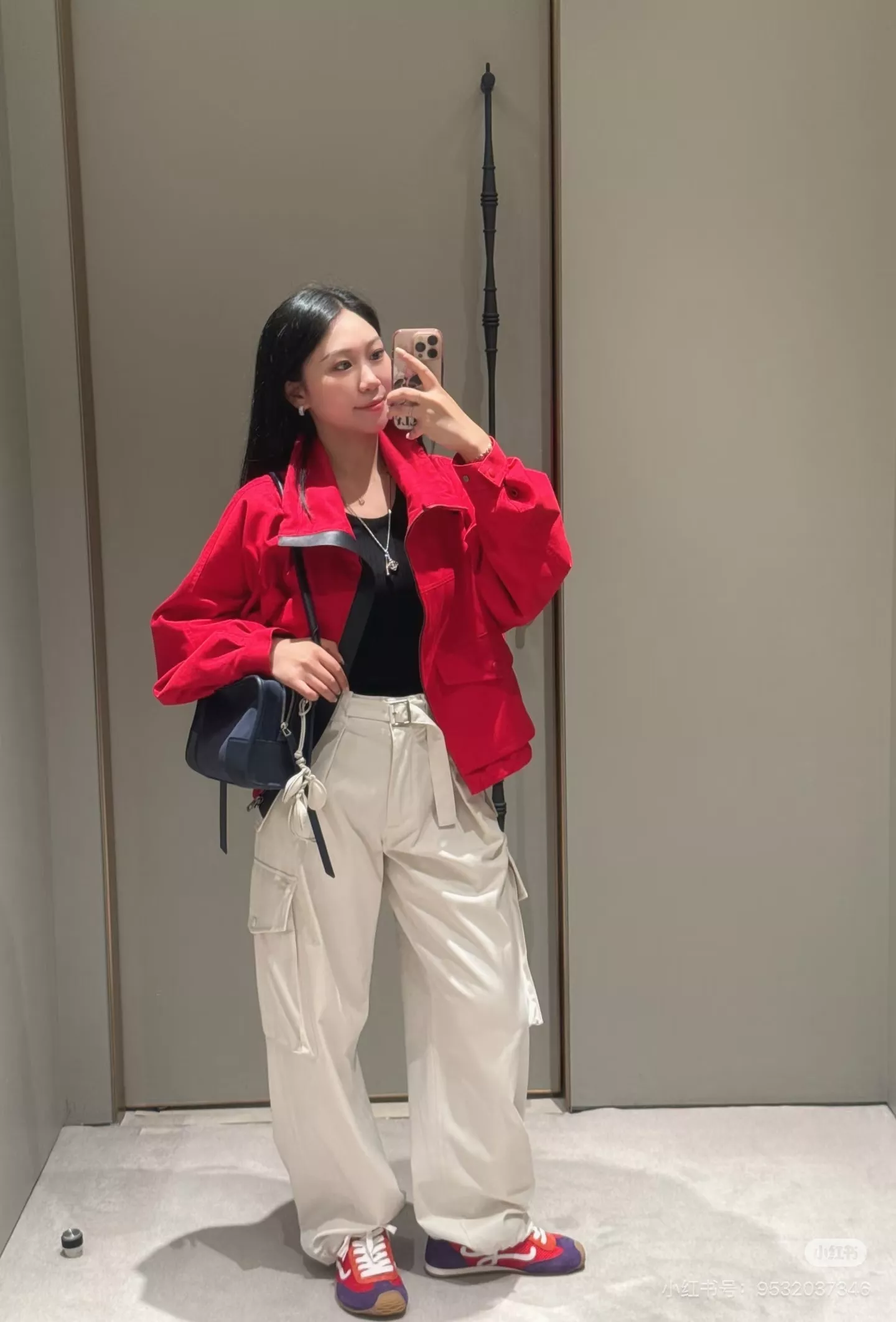 로에베 스탠드칼라 드로스트링 크롭 집업 재킷 상세 이미지 41