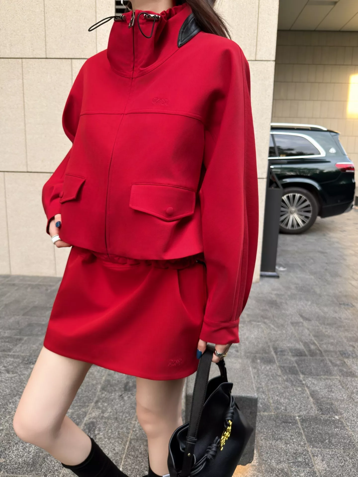 로에베 스탠드칼라 드로스트링 크롭 집업 재킷 상세 이미지 80